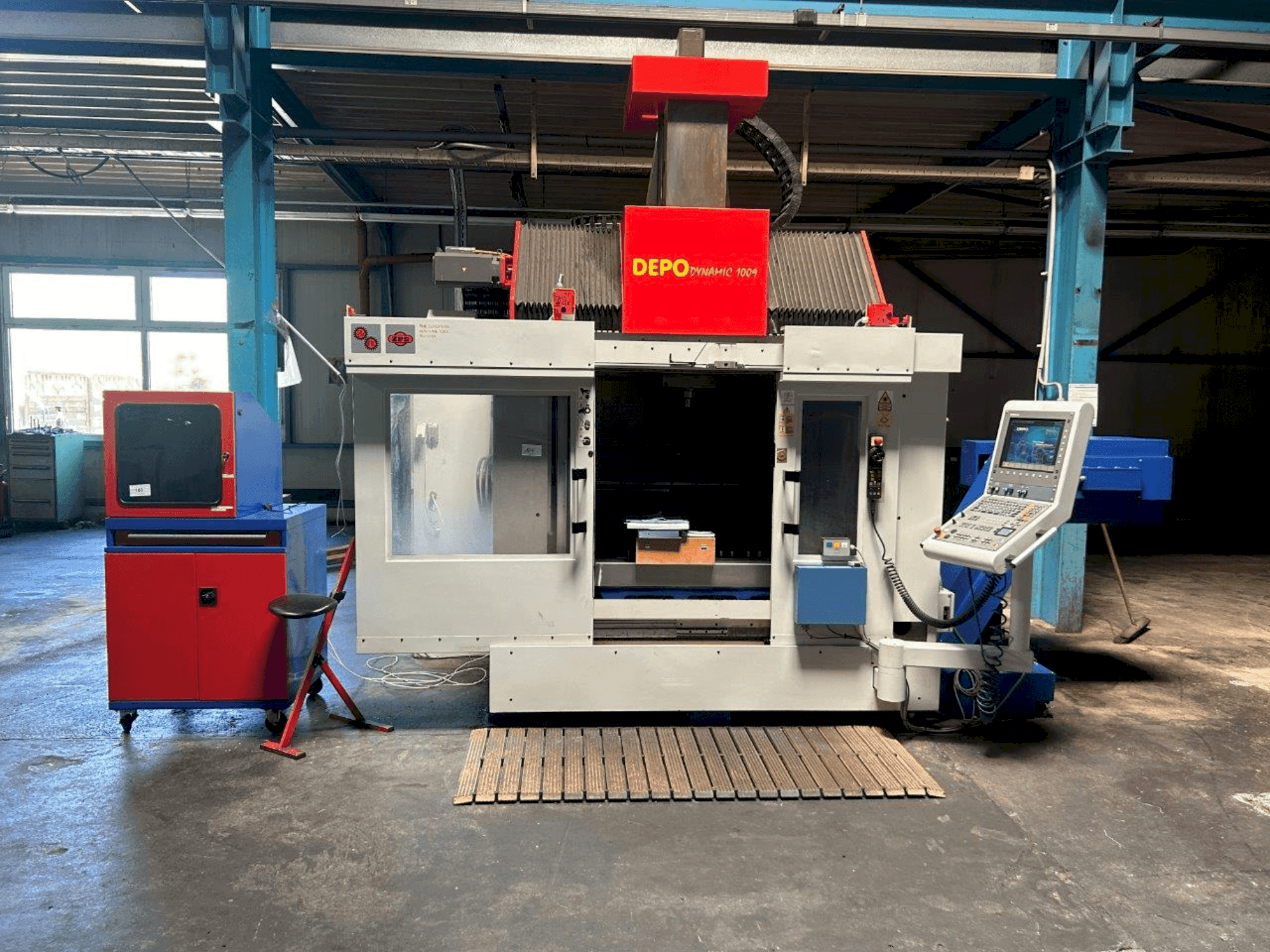 Вид станка DEPO Dynamic 1009 спереди