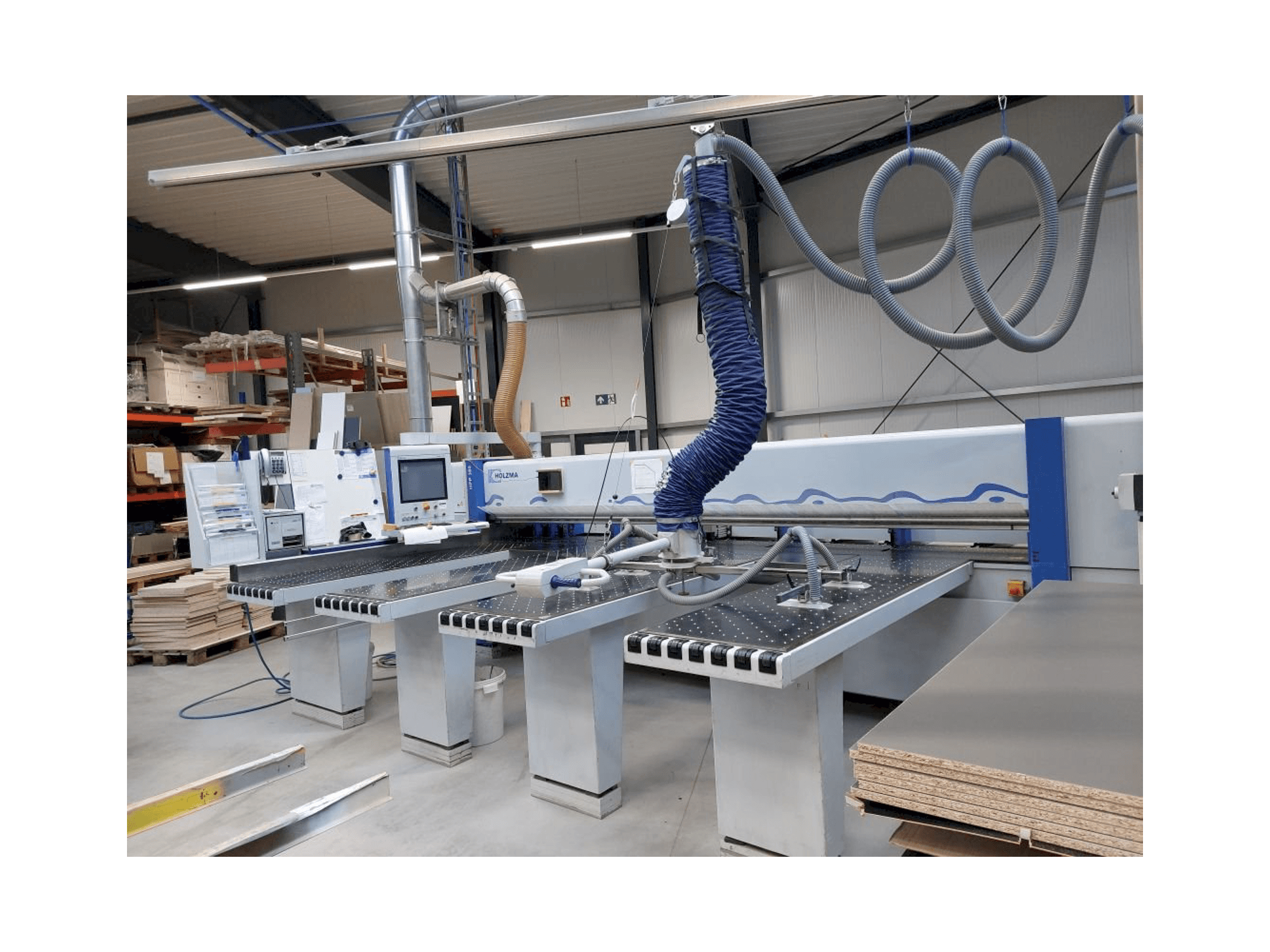 Вид станка HOLZMA HPP 380 спереди