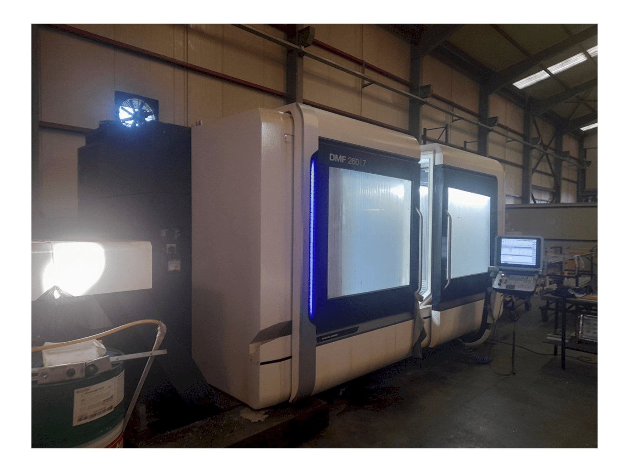 Вид станка DMG MORI DMF 260-7 спереди