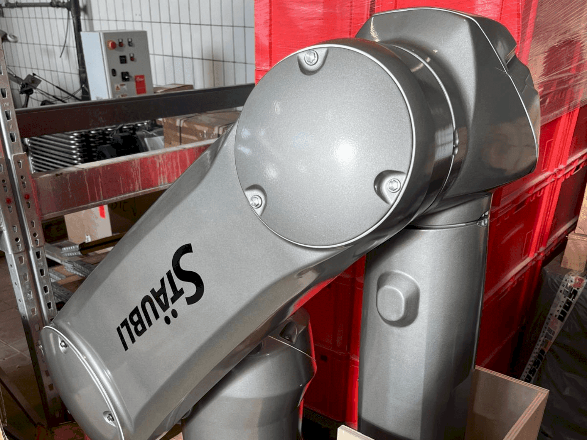 Вид станка STAUBLI TX2-160 LHE спереди