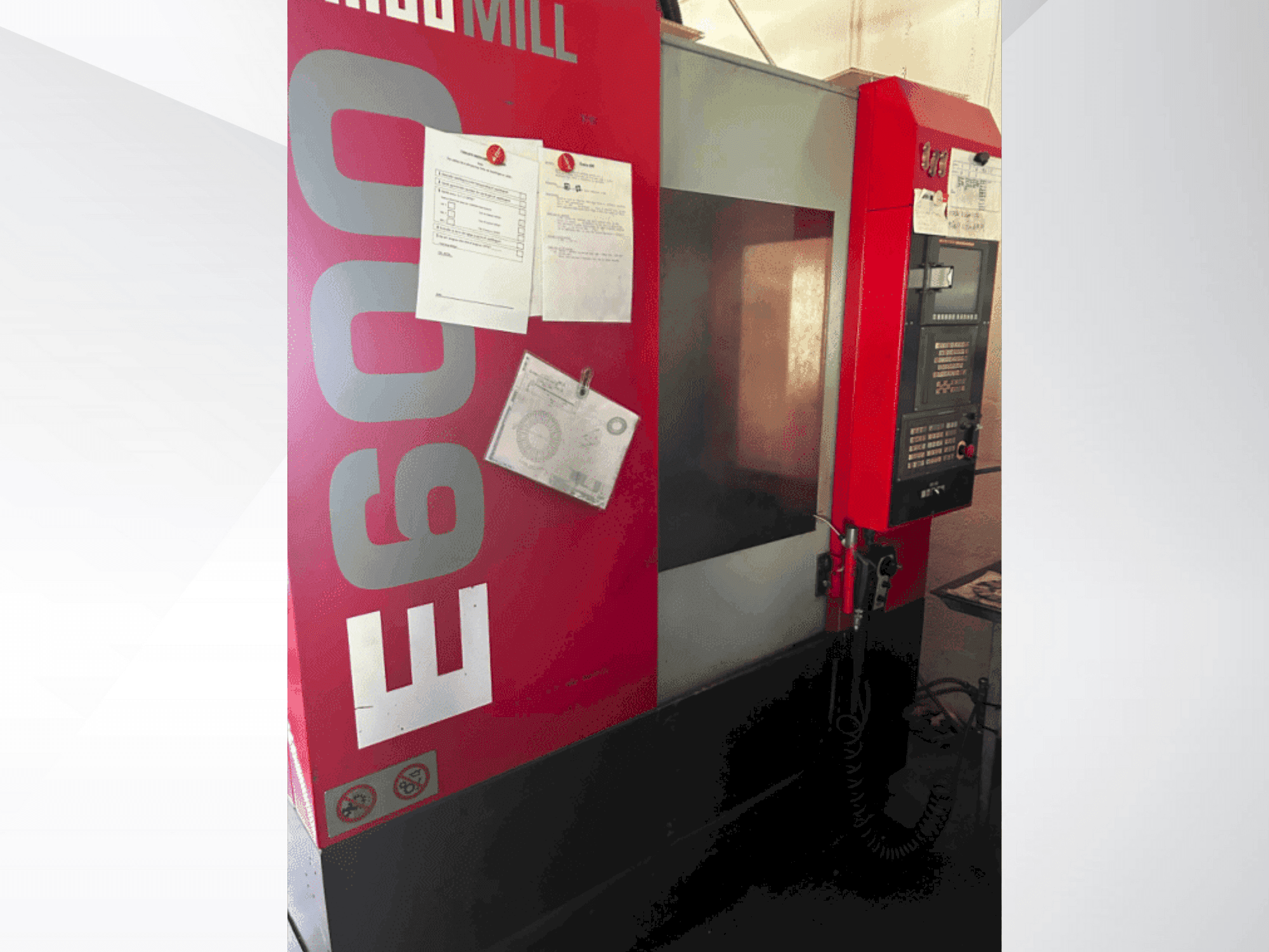 Вид станка EMCO E600 спереди