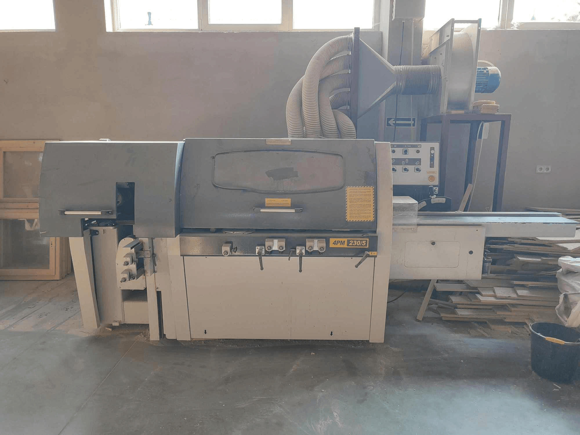 Вид станка HASKOVO 4PM-230/5 спереди