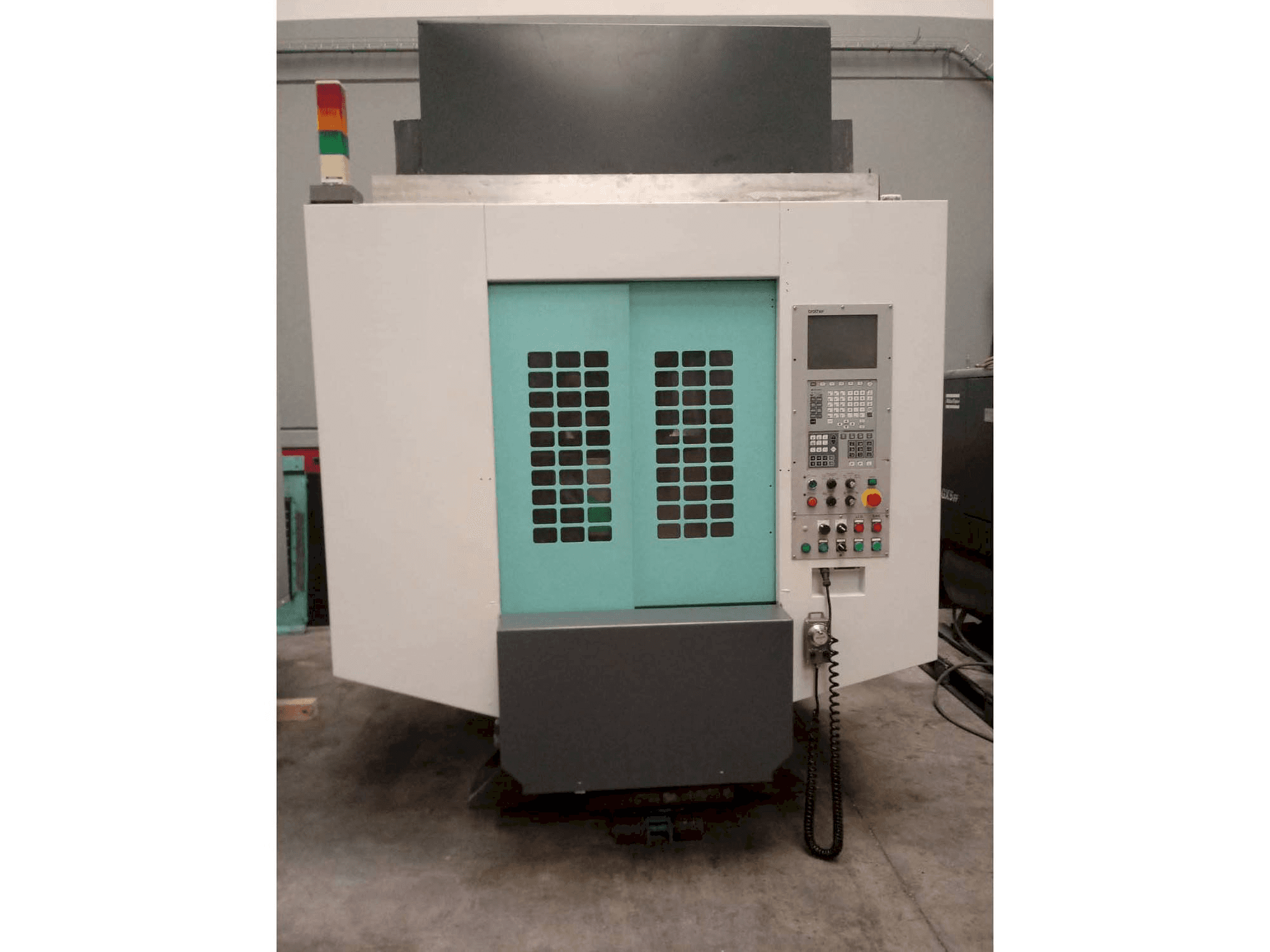 Вид станка Brother TC-S2DN-O спереди