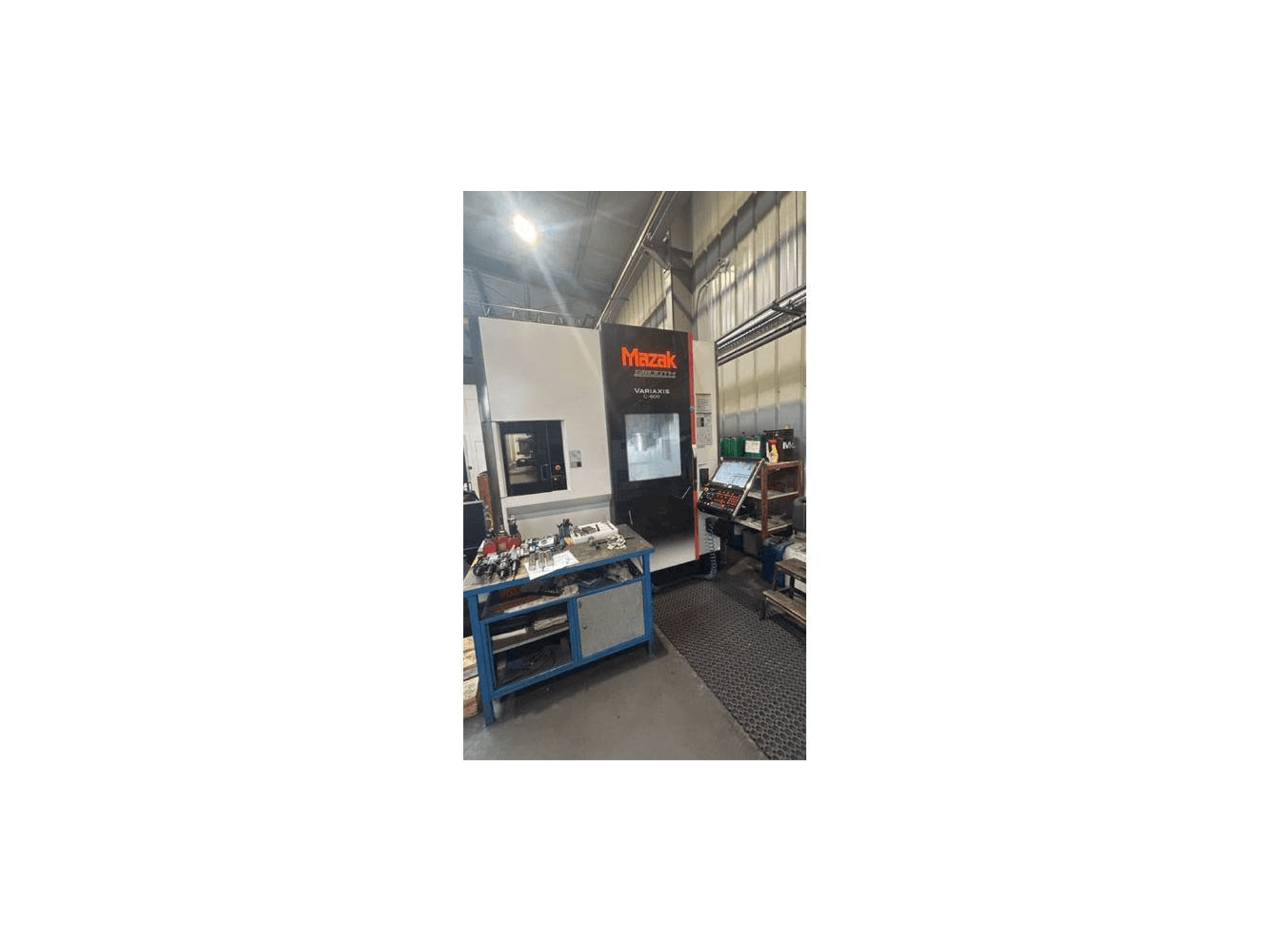 Вид станка Mazak Variaxis C-600 спереди