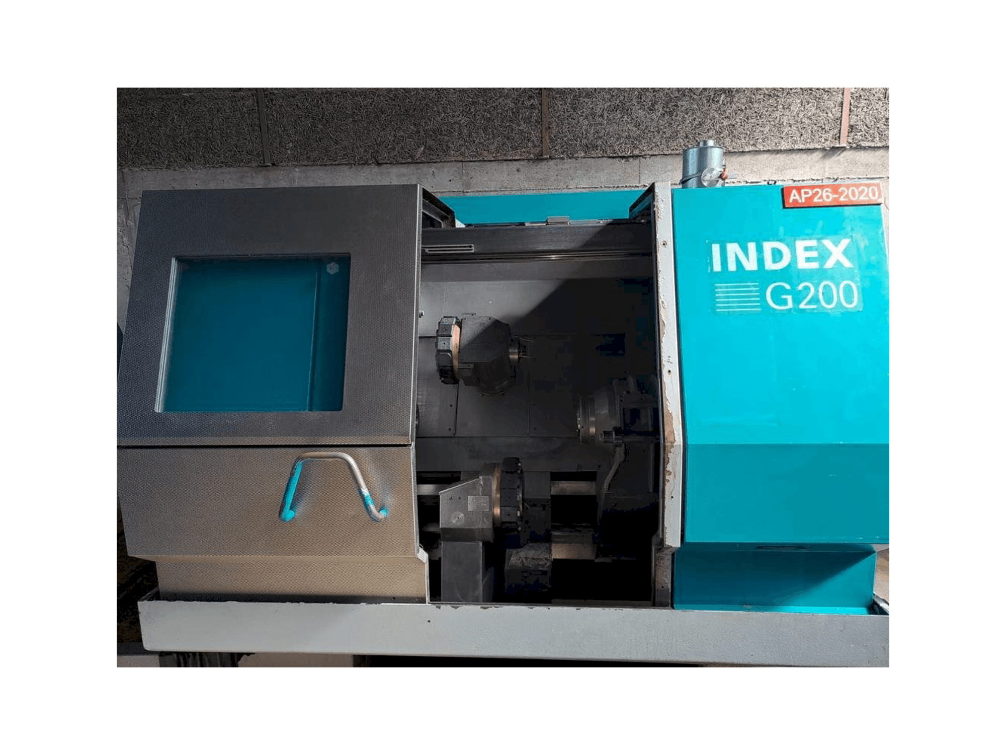 Вид станка Index G200 спереди