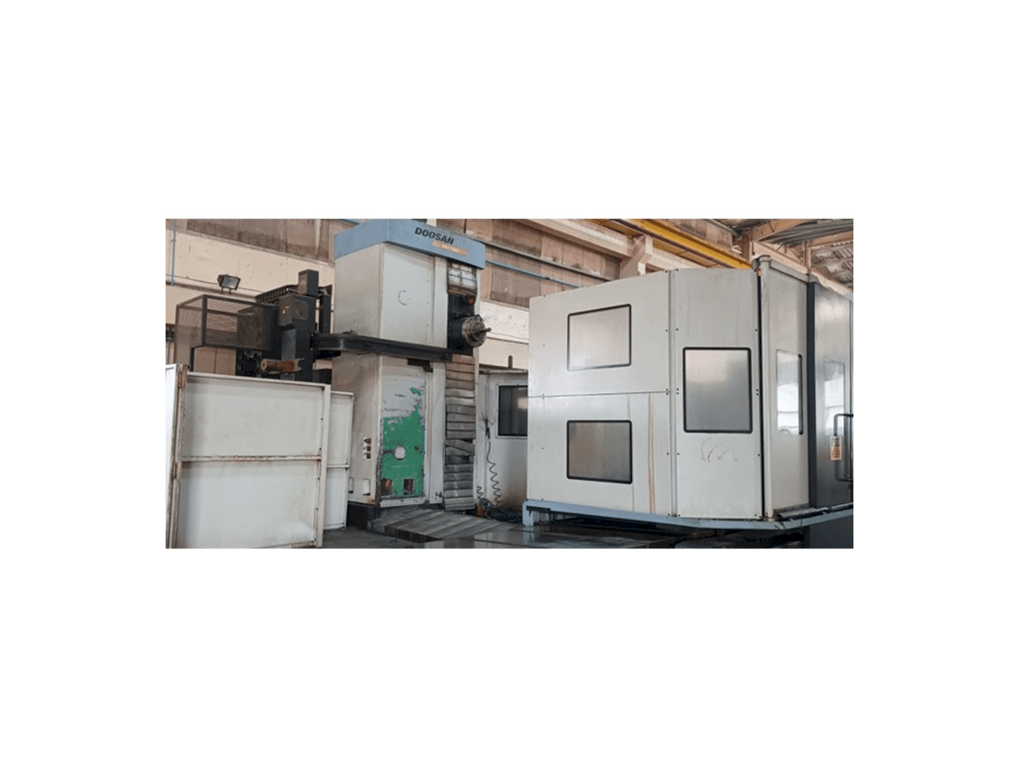 Вид станка Doosan DBC 130P спереди