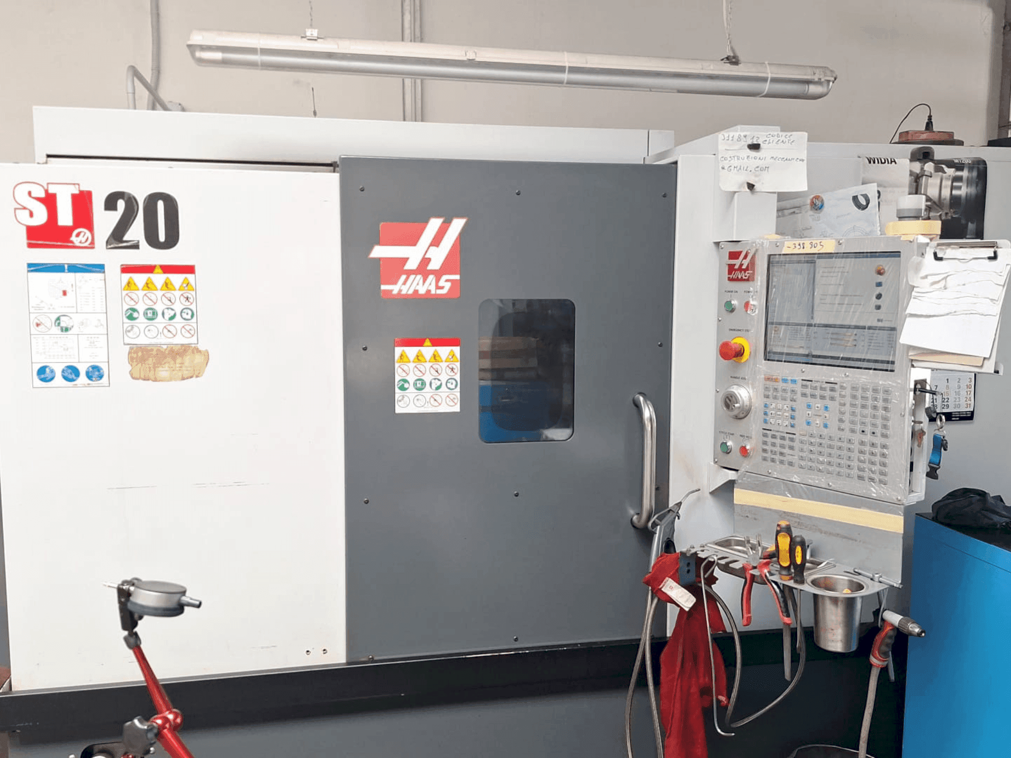 Вид станка HAAS ST-20 спереди