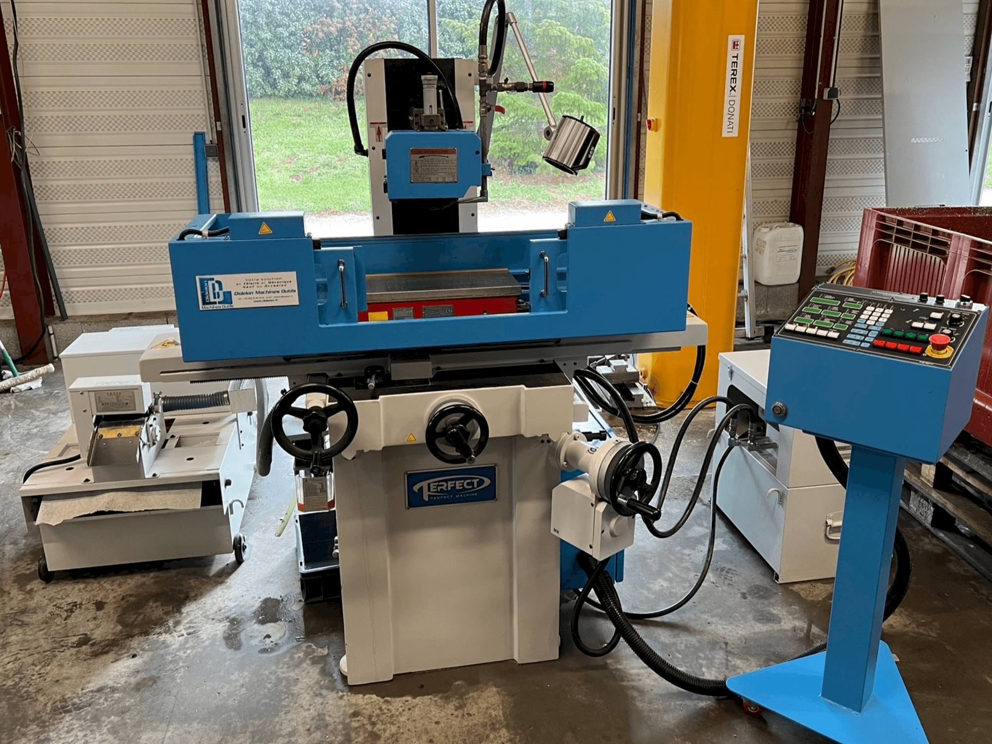 Вид станка PERFECT PFG-2045AH спереди