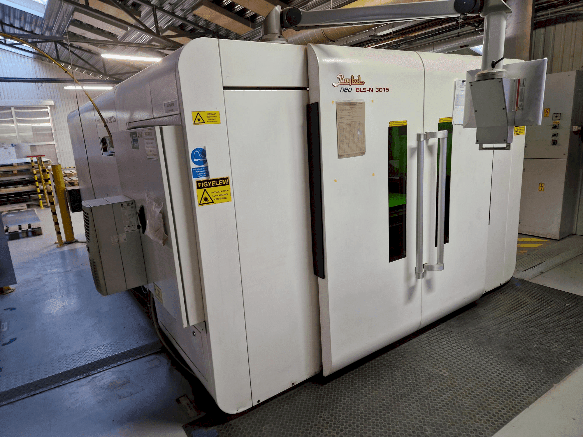 Вид станка Baykal BLS-N 3015 спереди