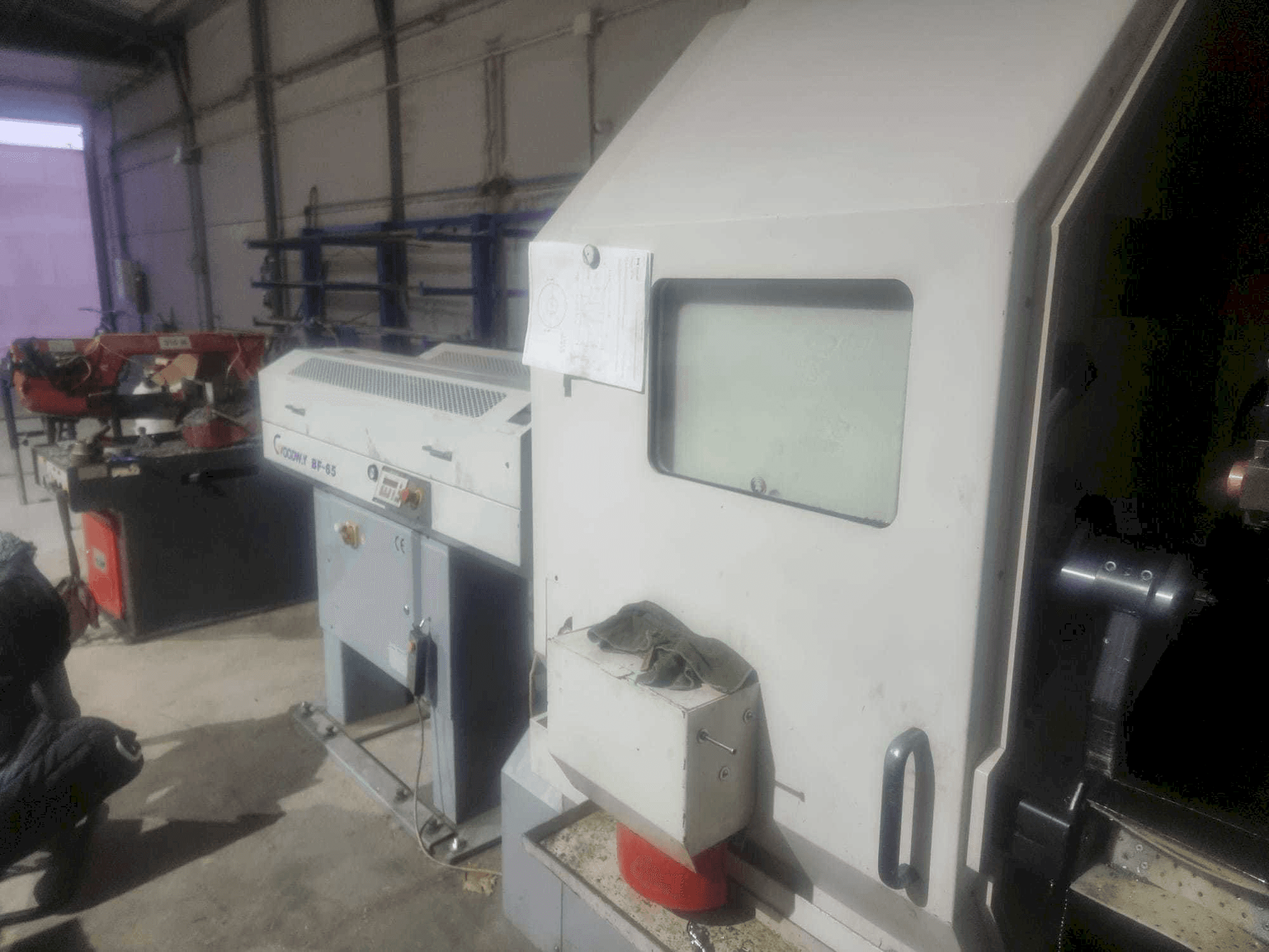 Вид станка с Goodway MSY 280 правой строны