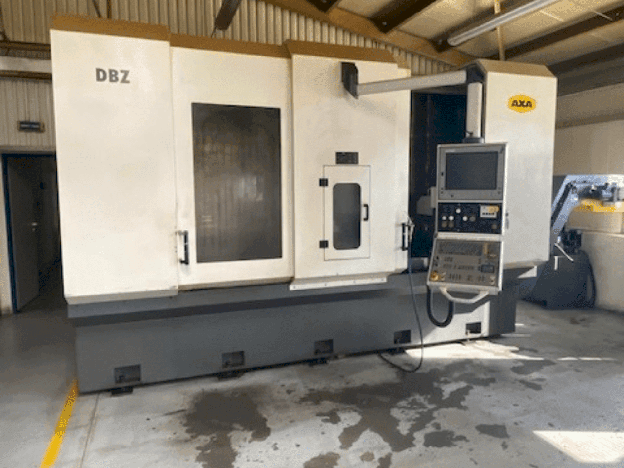 Вид станка AXA DBZ спереди