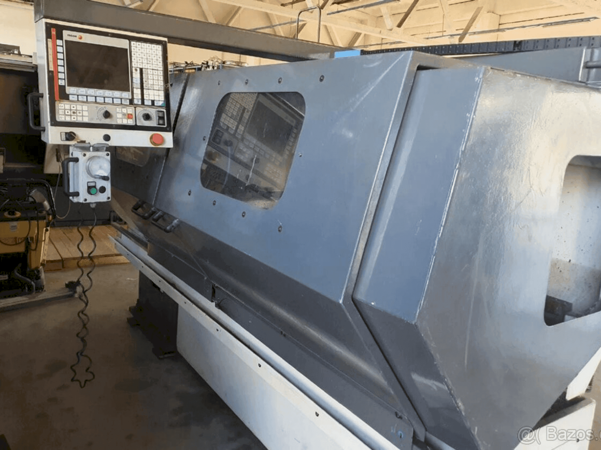 Вид станка Pinacho Taurus 260 (2000) спереди