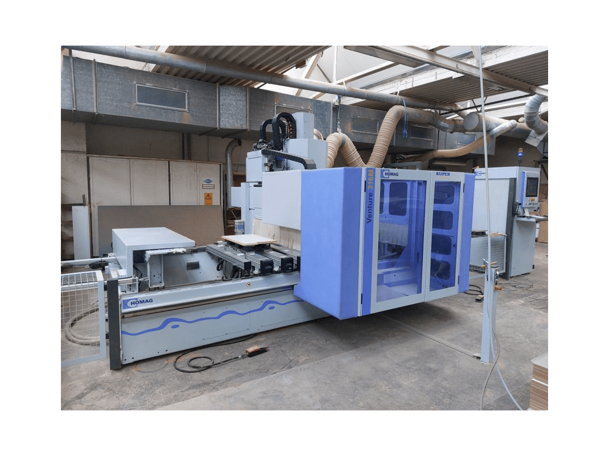 Вид станка HOMAG BMG 311 VENTURE 316M спереди