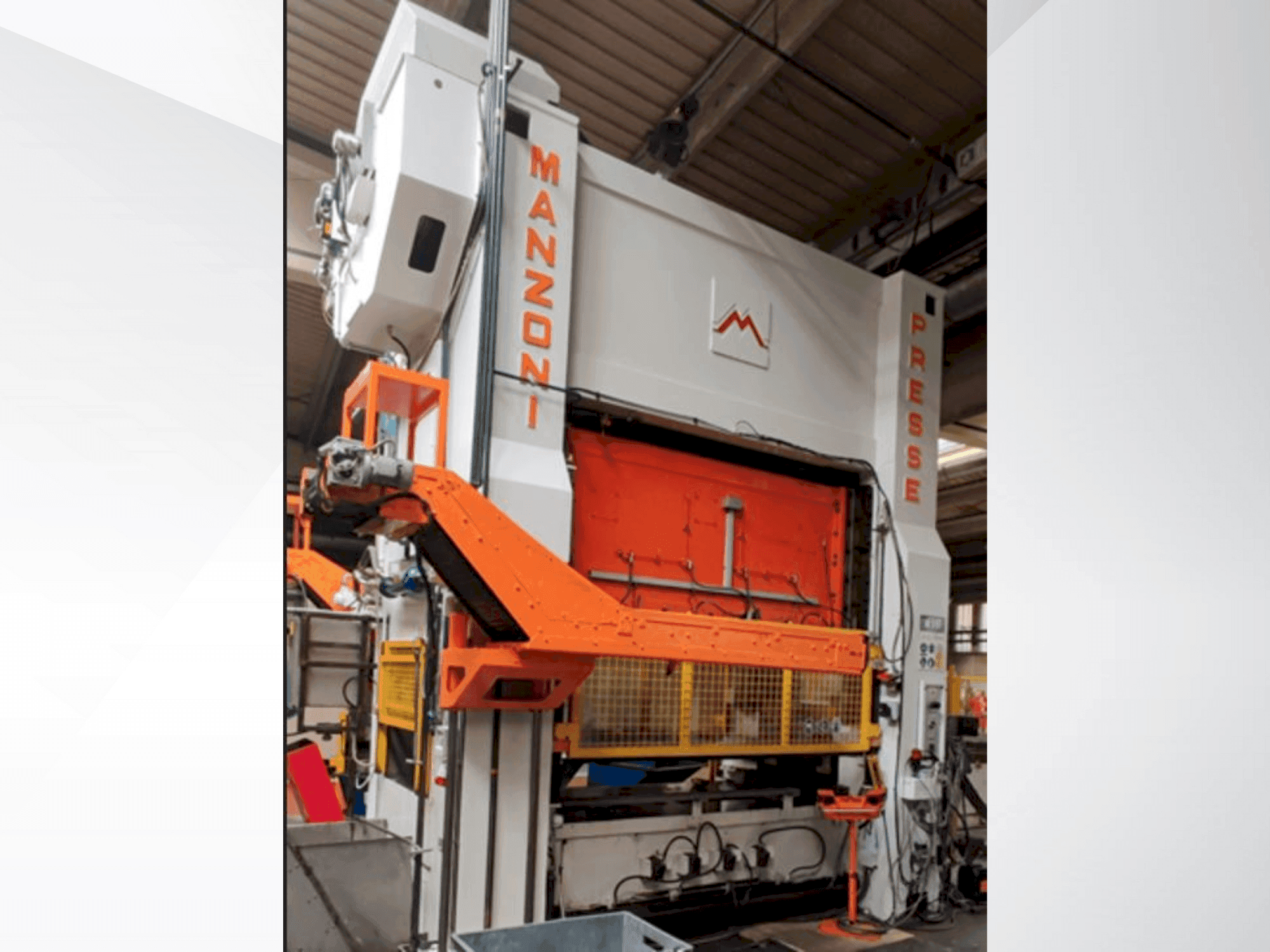 Вид станка RAVNE PRESSES Manzoni 315 спереди