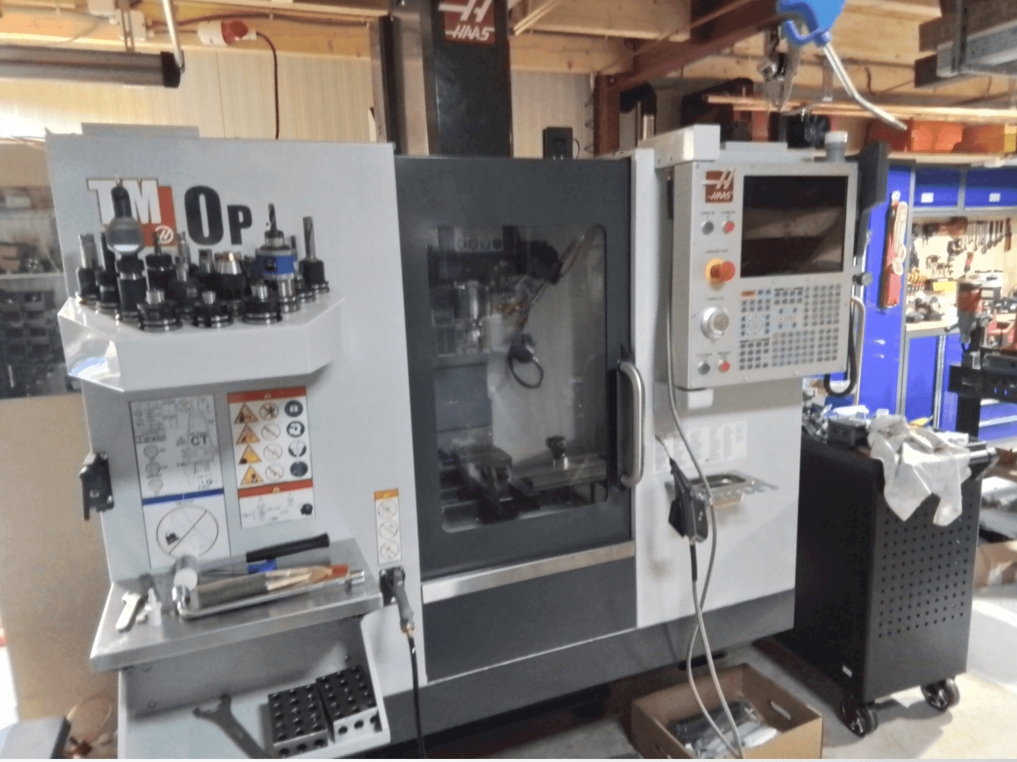 Вид станка HAAS TM-0P спереди