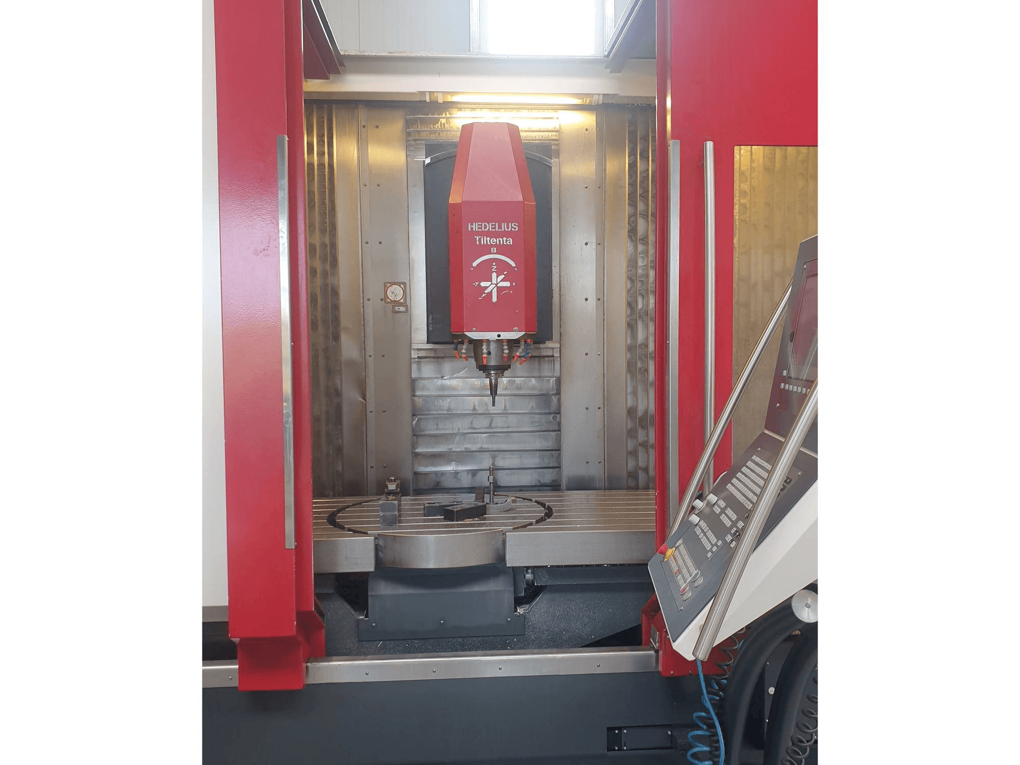 Вид станка HEDELIUS Tiltenta 7 спереди