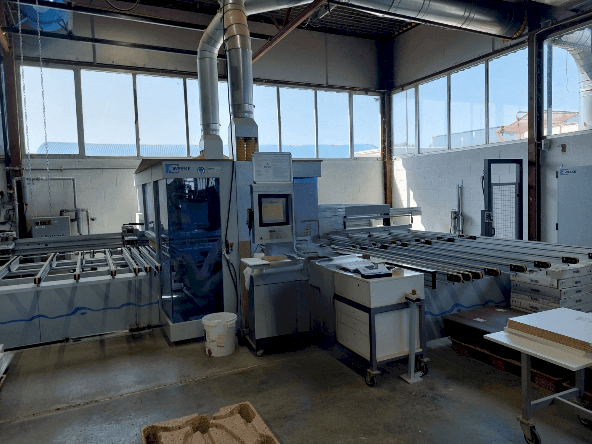 Вид станка Weeke Optimat BHX 500/D спереди