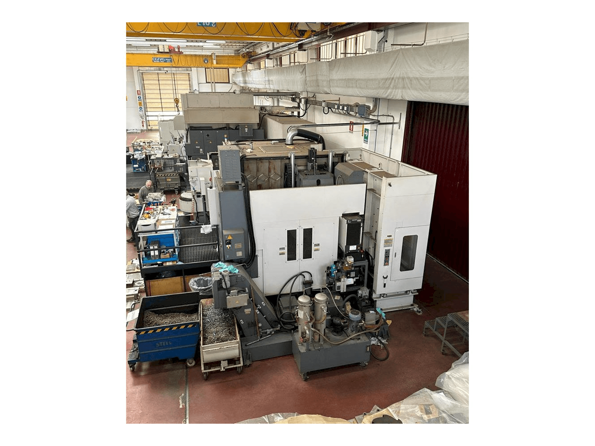 Вид станка Okuma MILLAC 800VH спереди