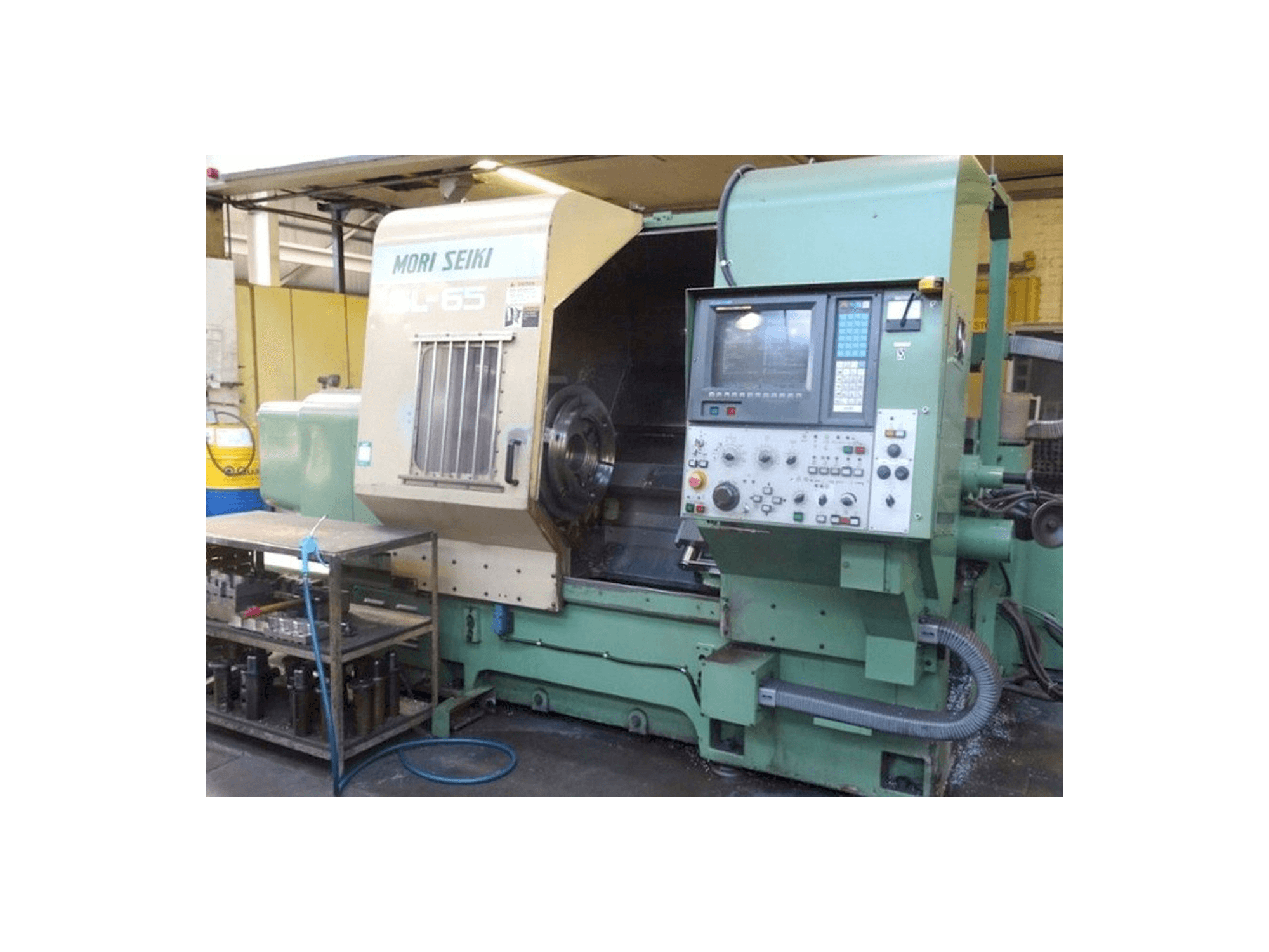 Вид станка MORI SEIKI Sl65 спереди