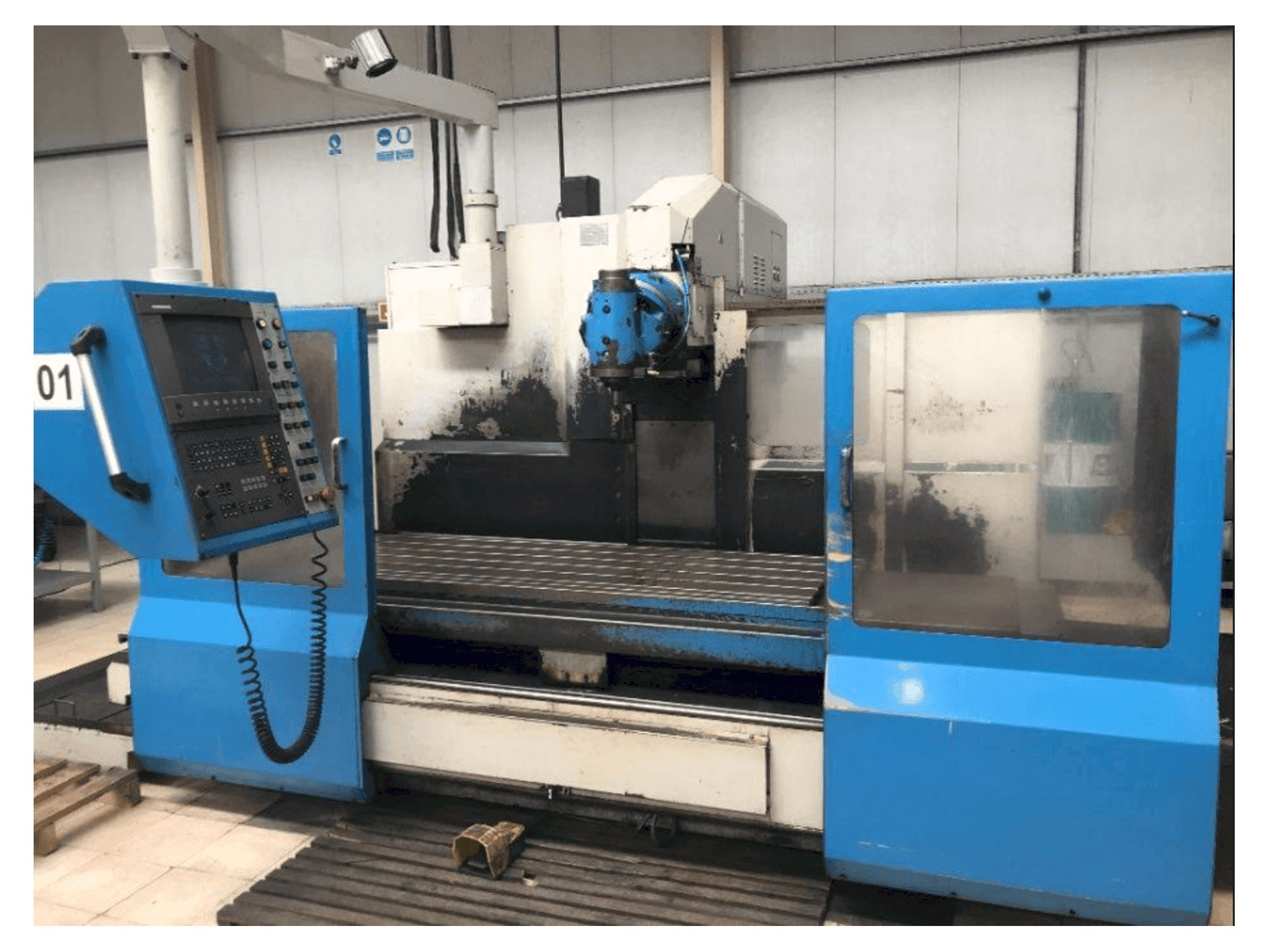 Вид станка KIHEUNG KNC U-800 спереди