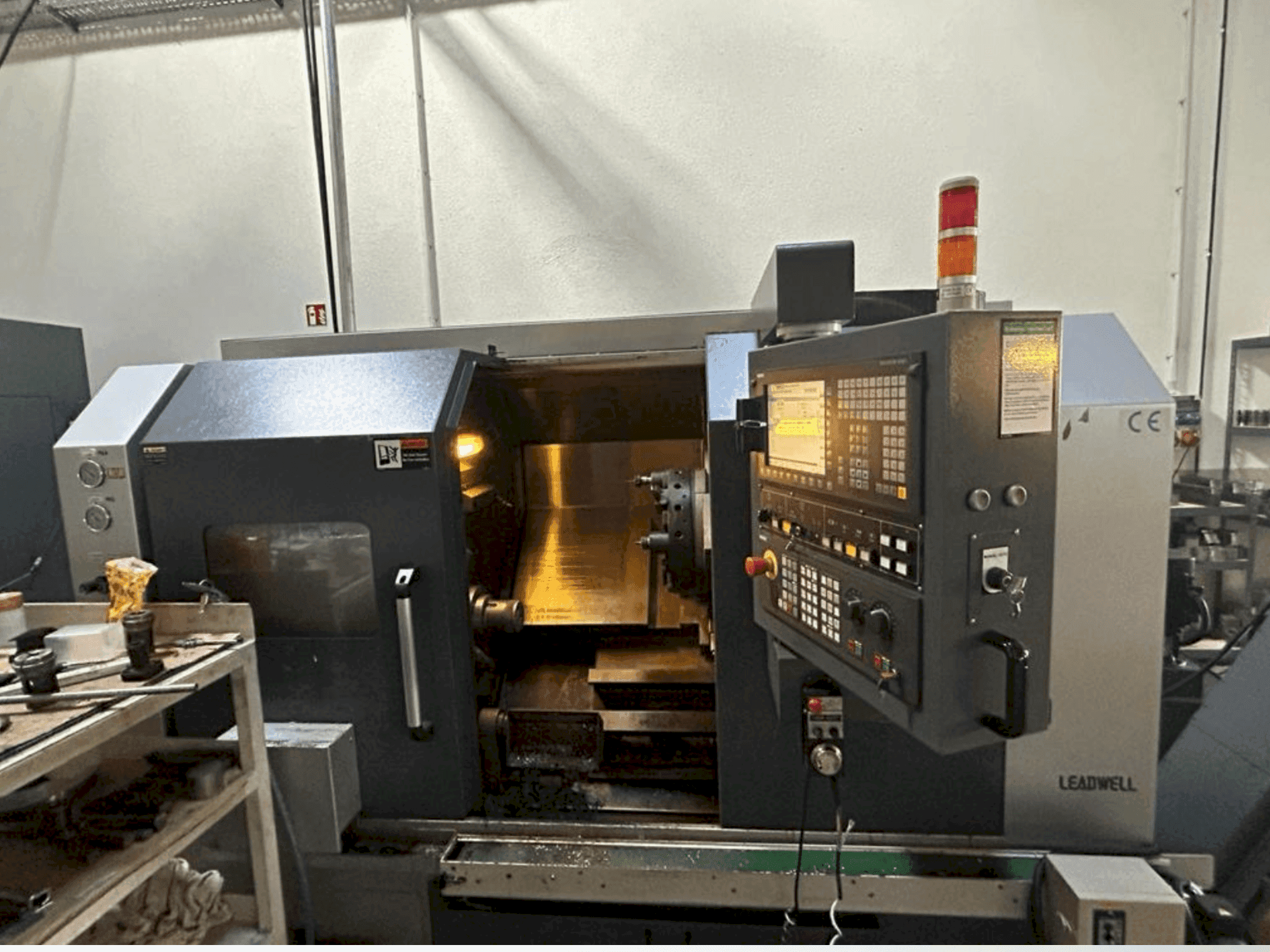 Вид станка Gildemeister CTX600E спереди