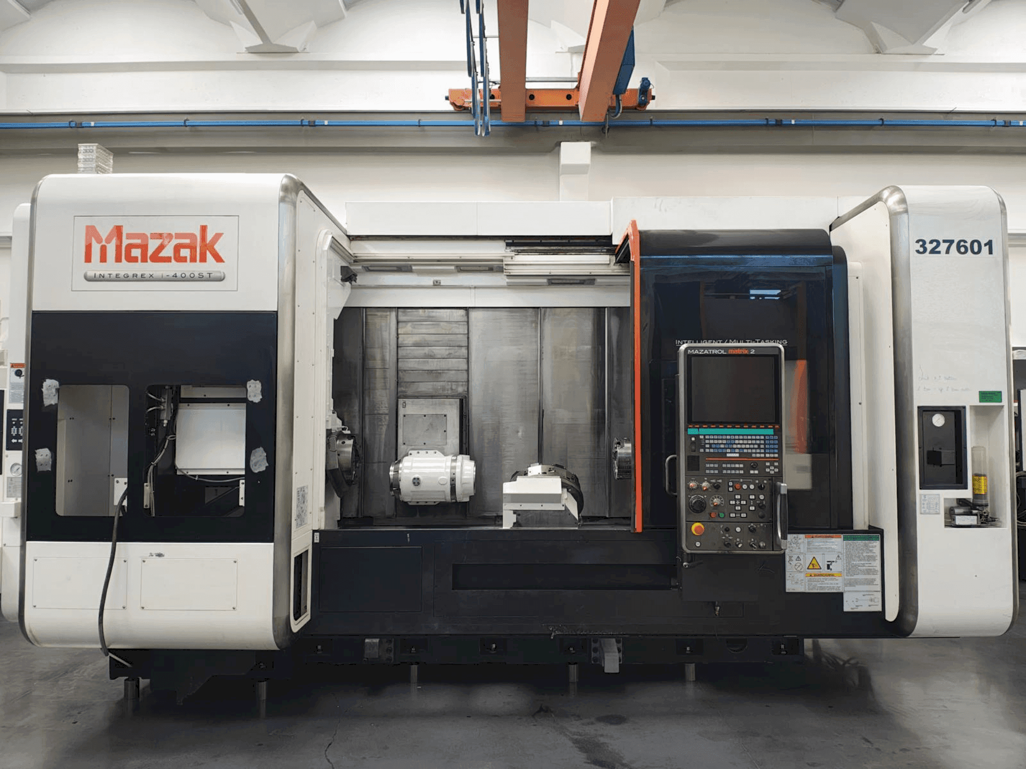 Вид станка Mazak Integrex i-400 ST спереди