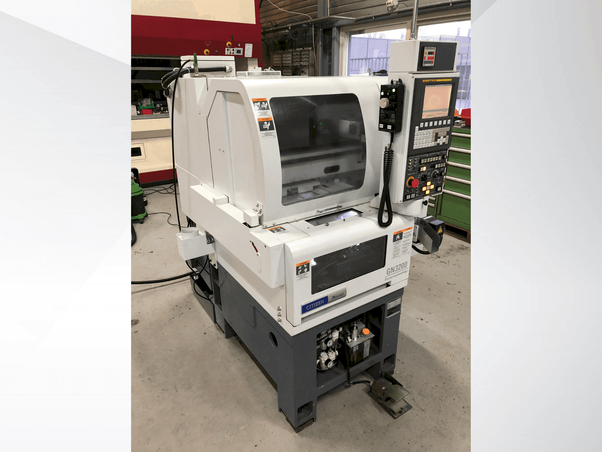 Вид станка Citizen Miyano GN-3200 спереди