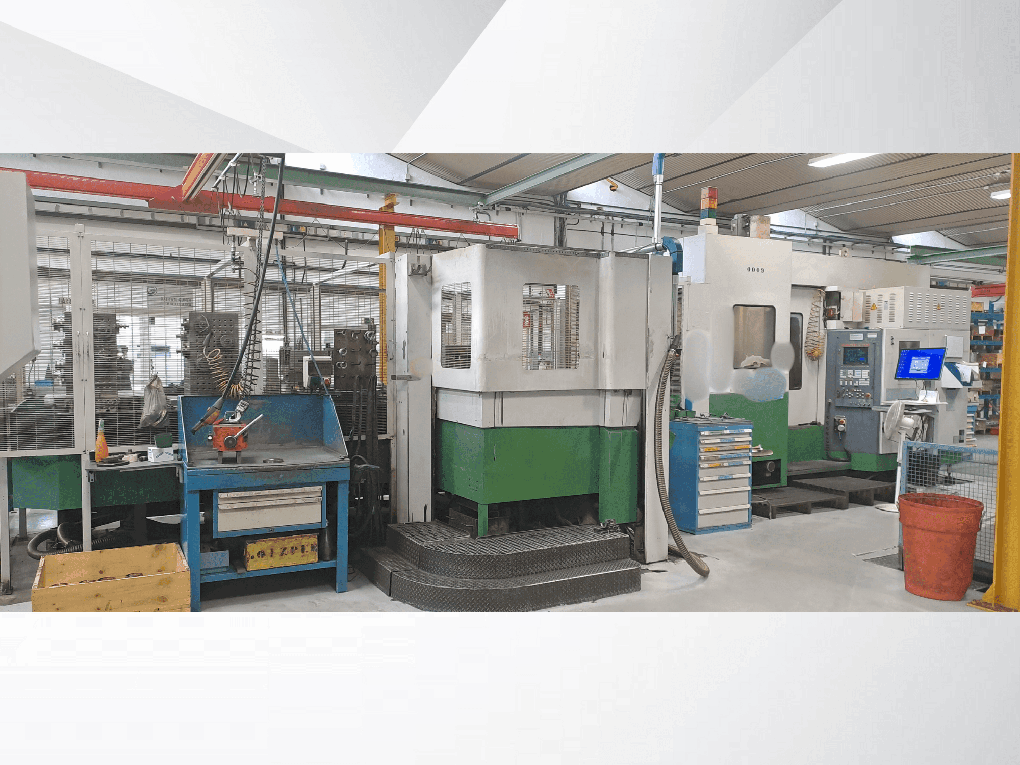 Вид станка Mazak HV-630 спереди