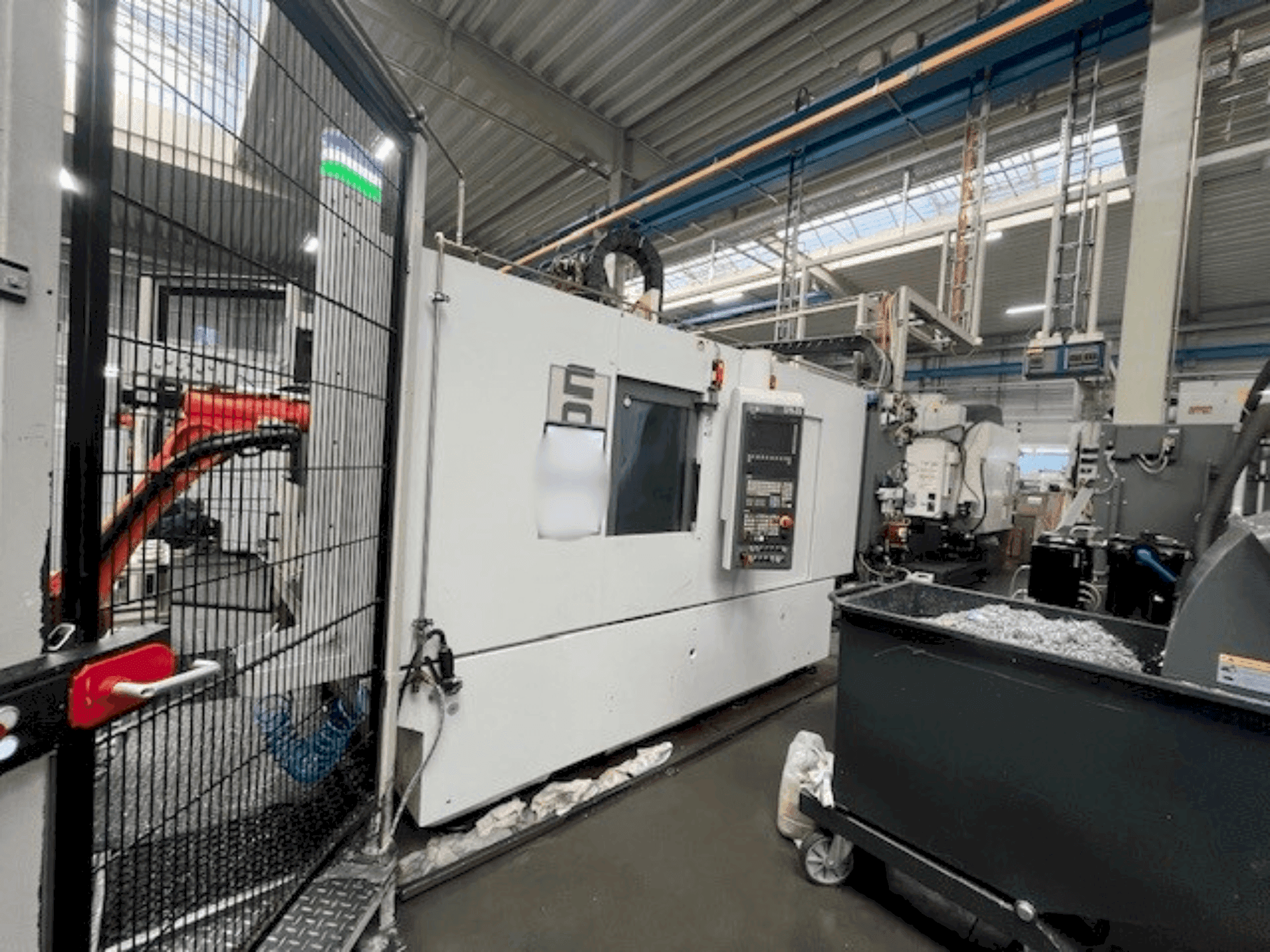 Вид станка CHIRON DZ 15 W спереди