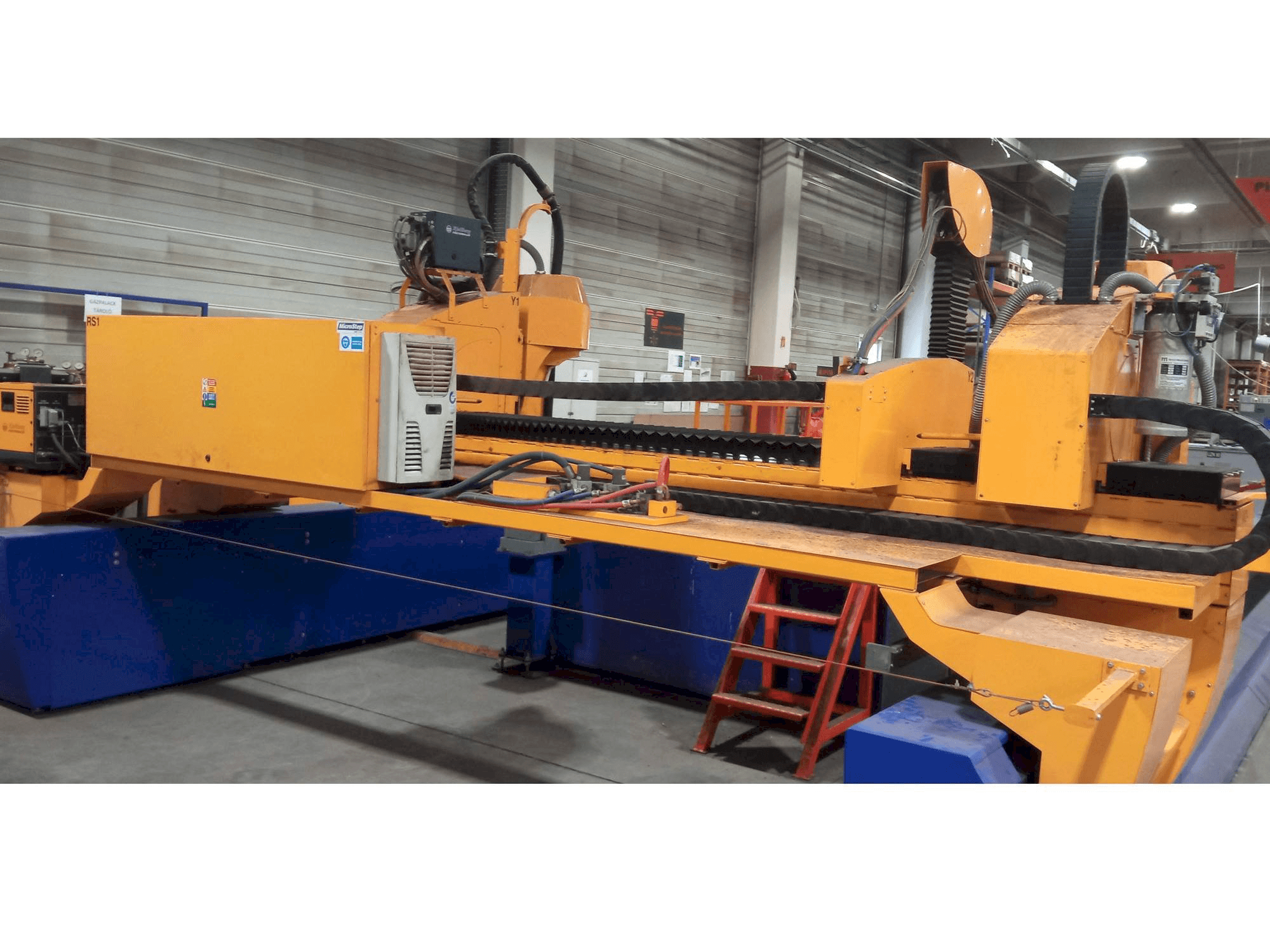 Вид станка MicroStep MG 7501.20 спереди