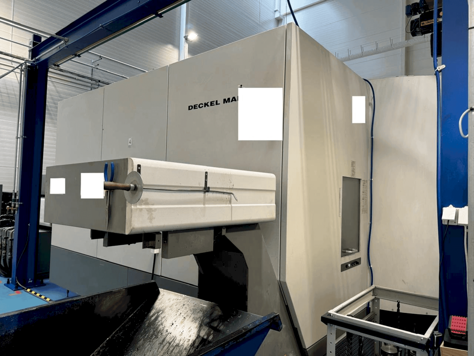 Вид станка DMG MORI DMC 125 FD duoBLOCK спереди