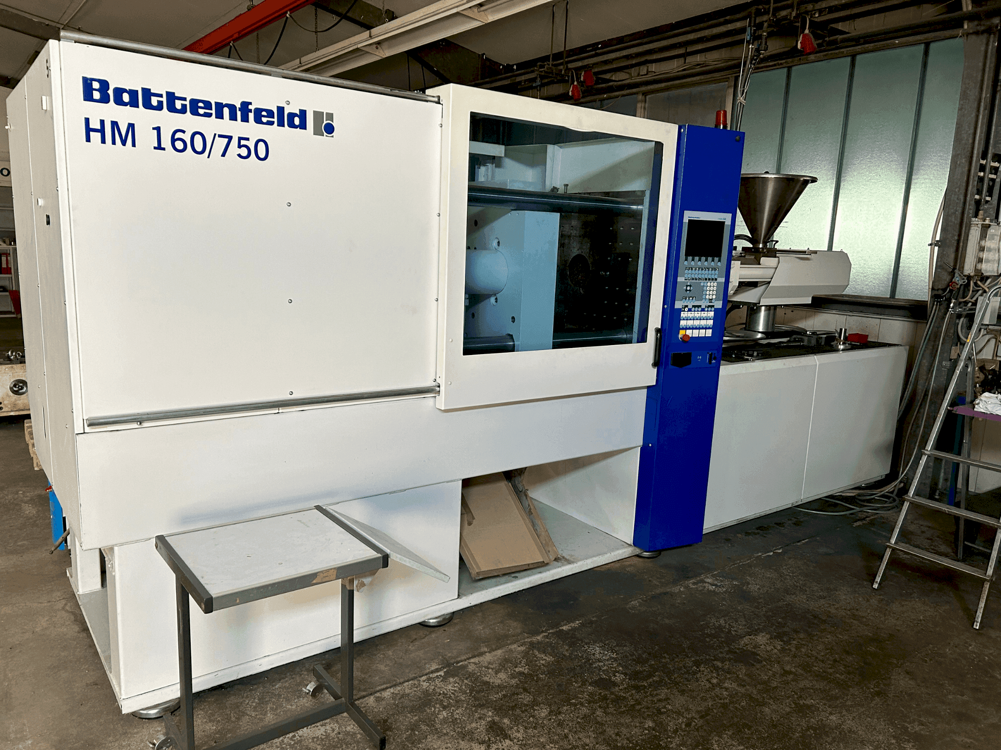 Вид станка Battenfeld HM160/750E спереди