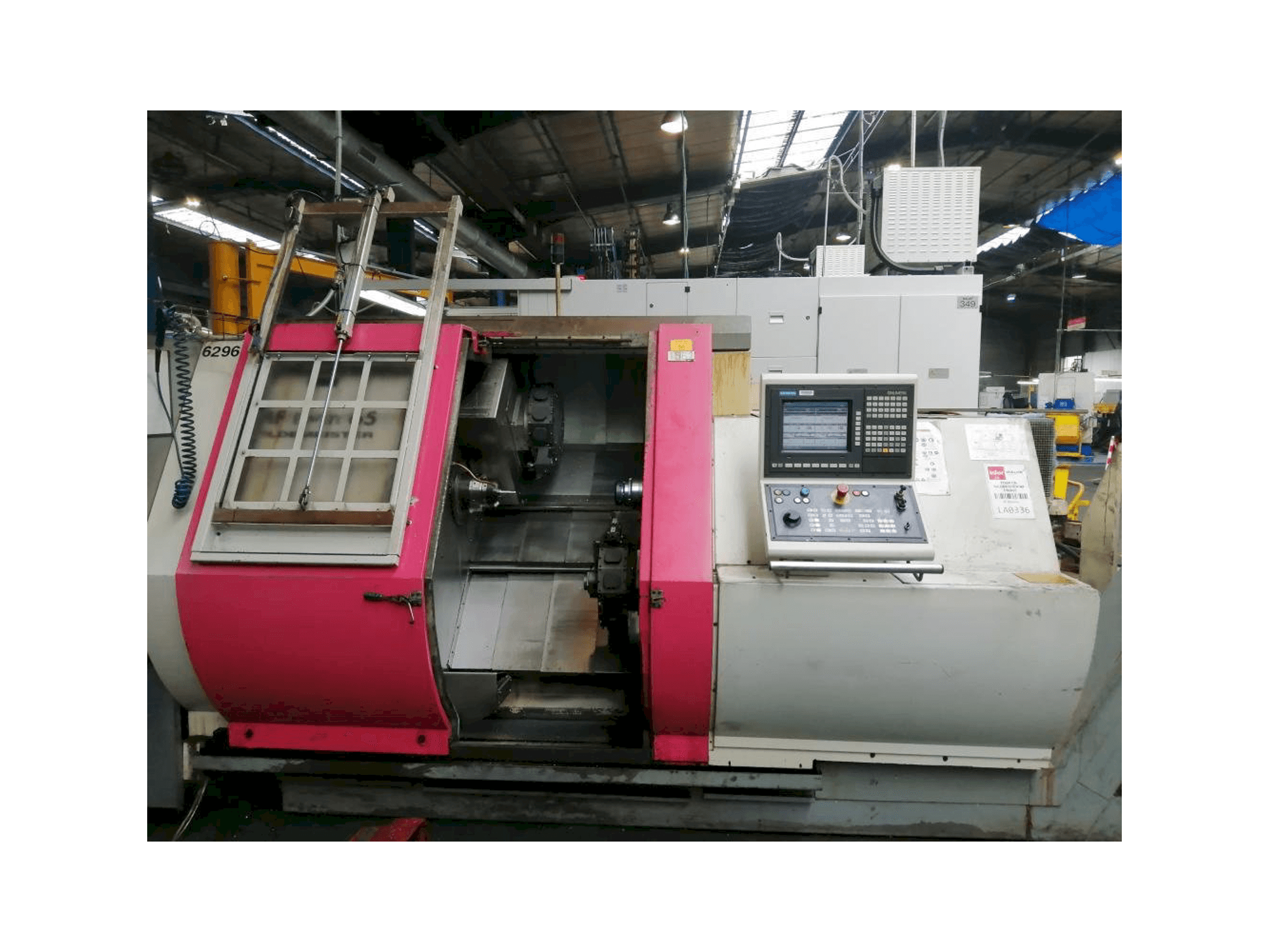 Вид станка Gildemeister MF twin 65 спереди