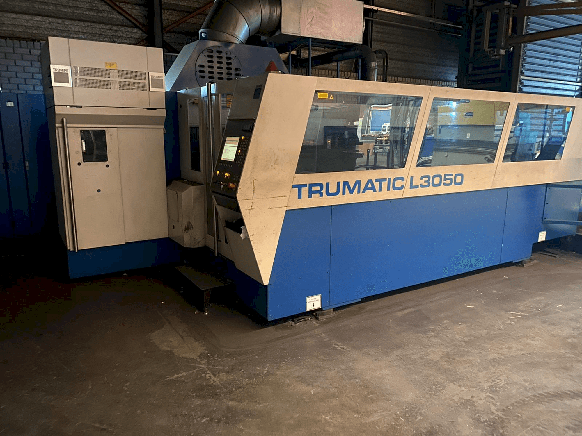 Вид станка Trumpf Trumatic L3050 спереди
