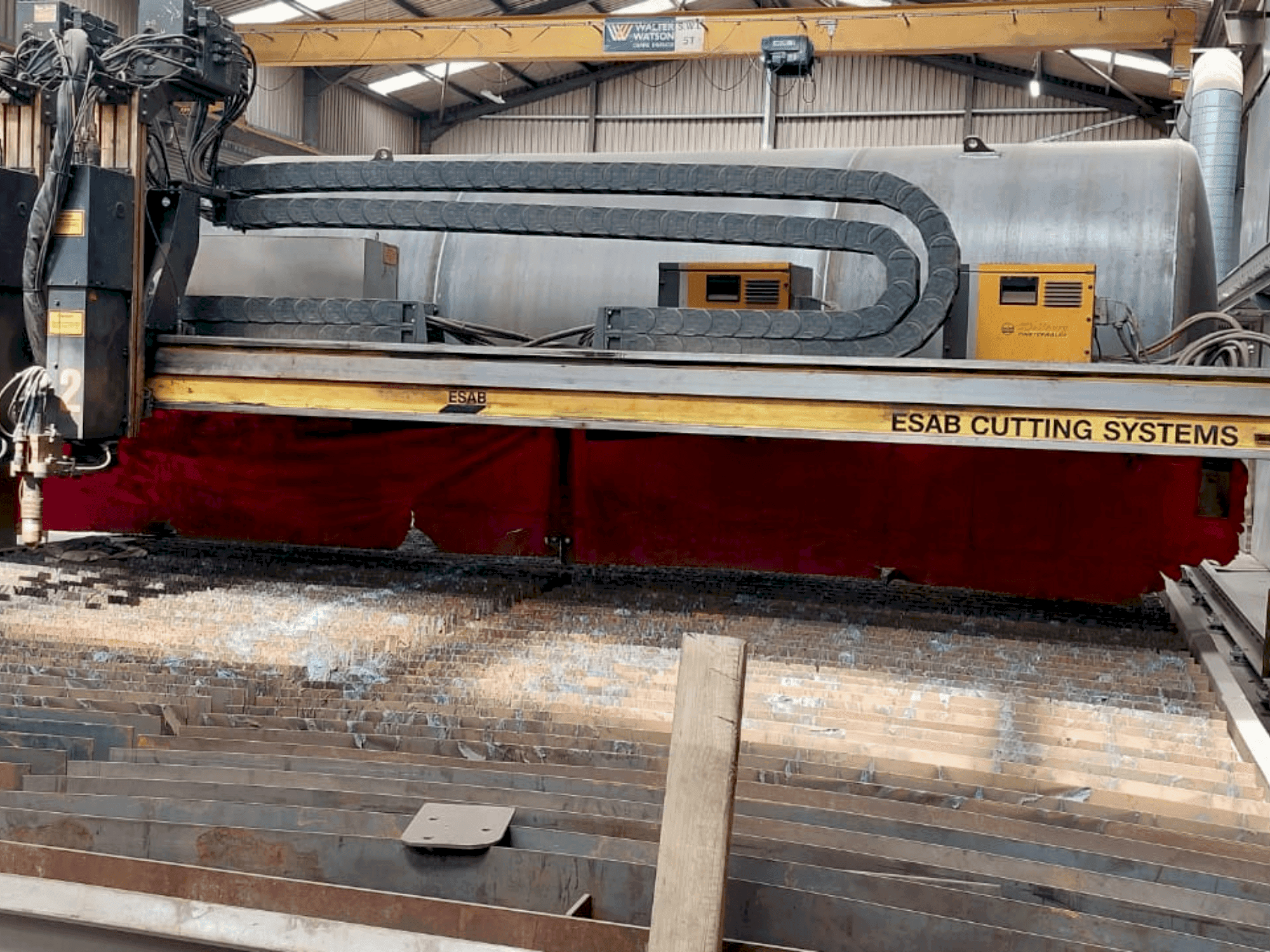 Вид станка ESAB Suprarex SXE 5000 спереди