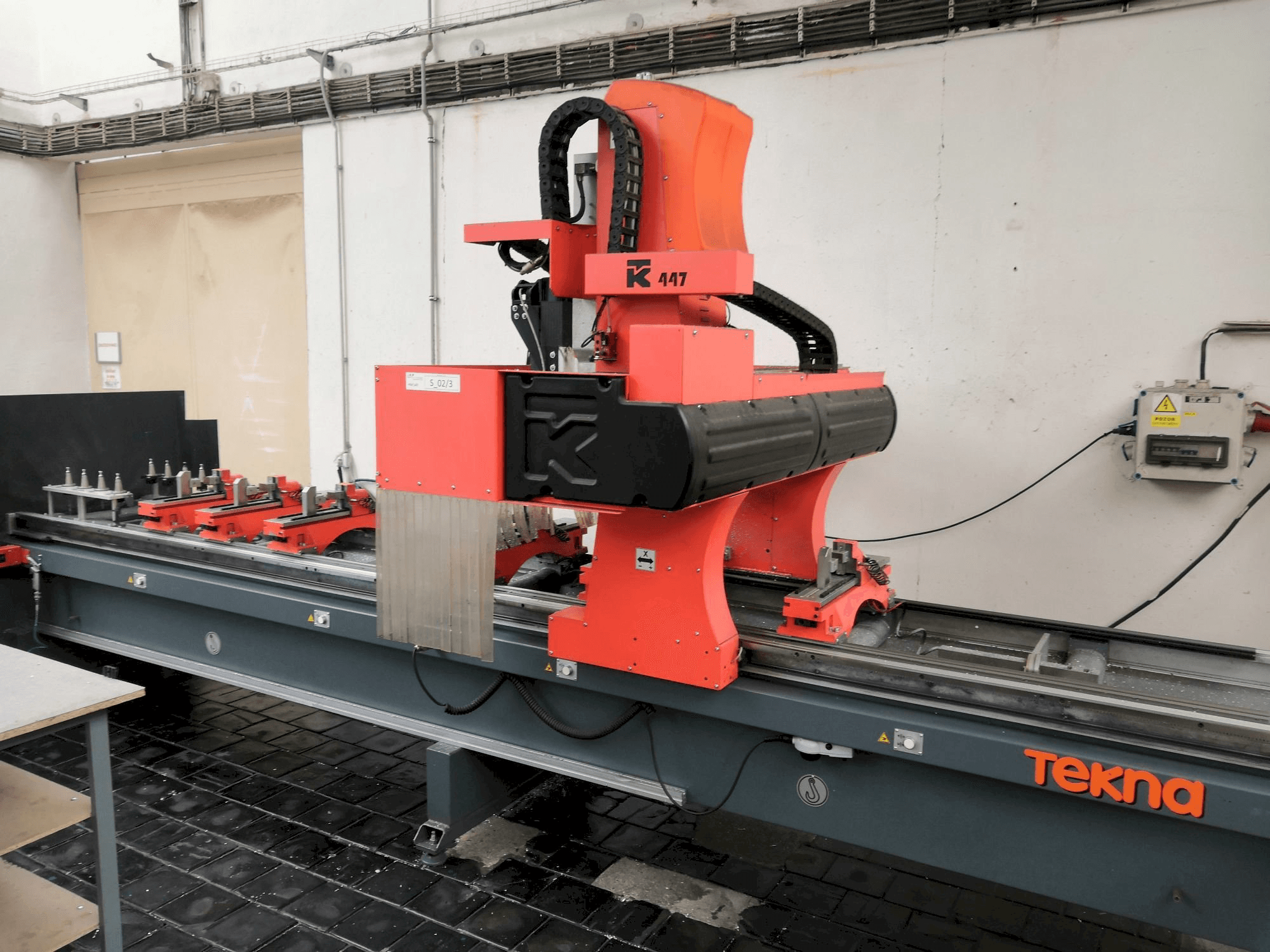 Вид станка Tekna TK447/4 спереди