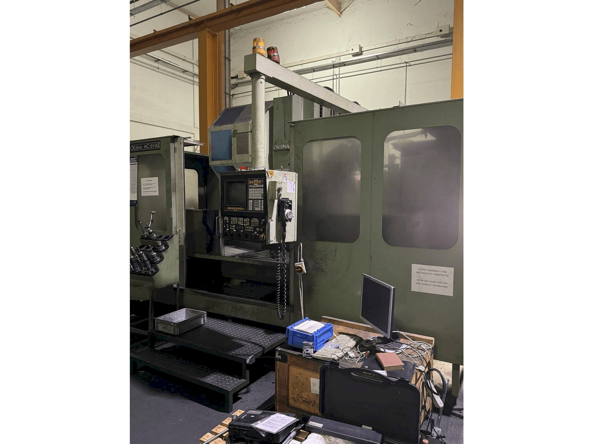 Вид станка Okuma MC - 6VAE спереди