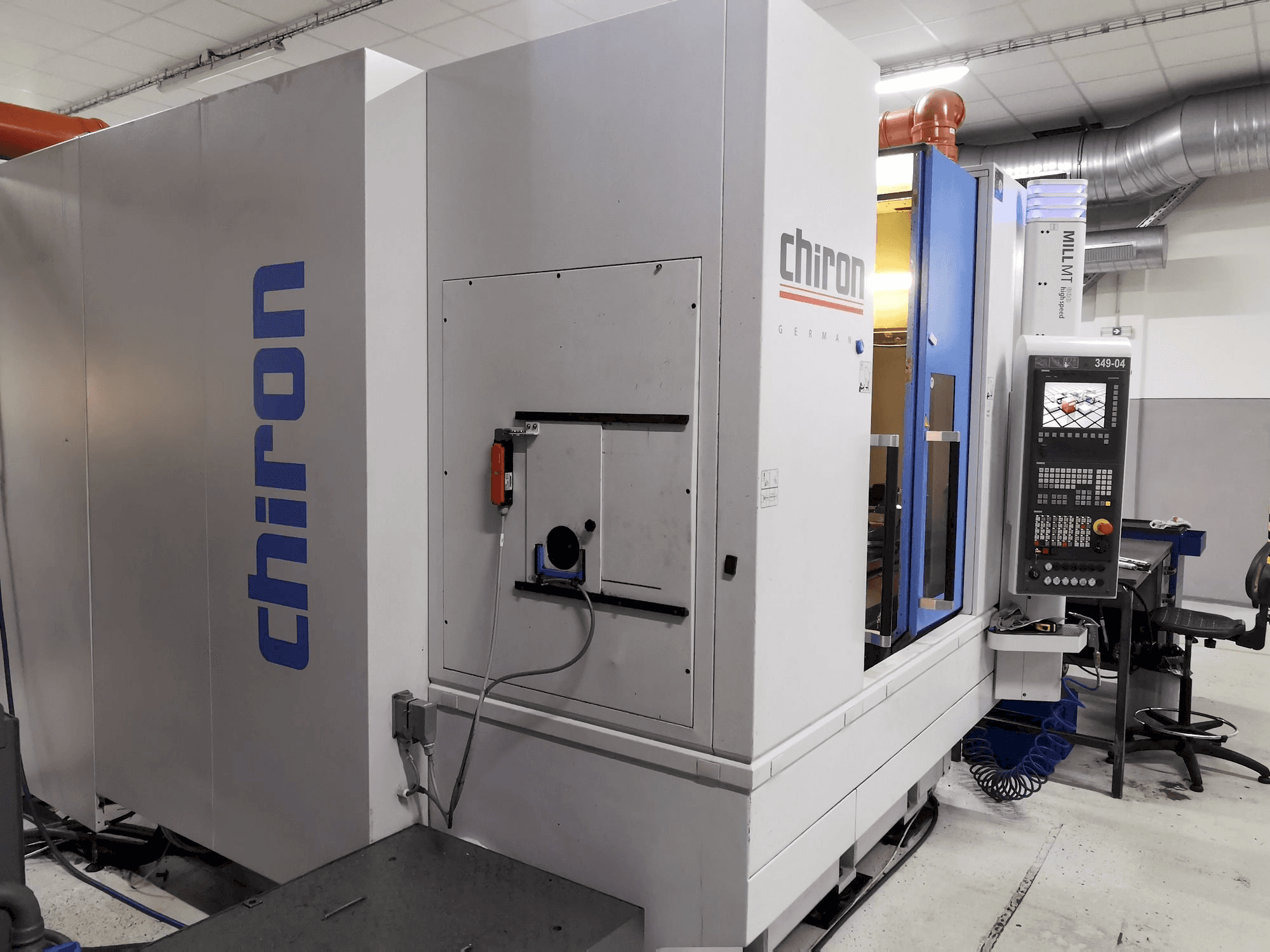 Вид станка CHIRON MILL 800 спереди