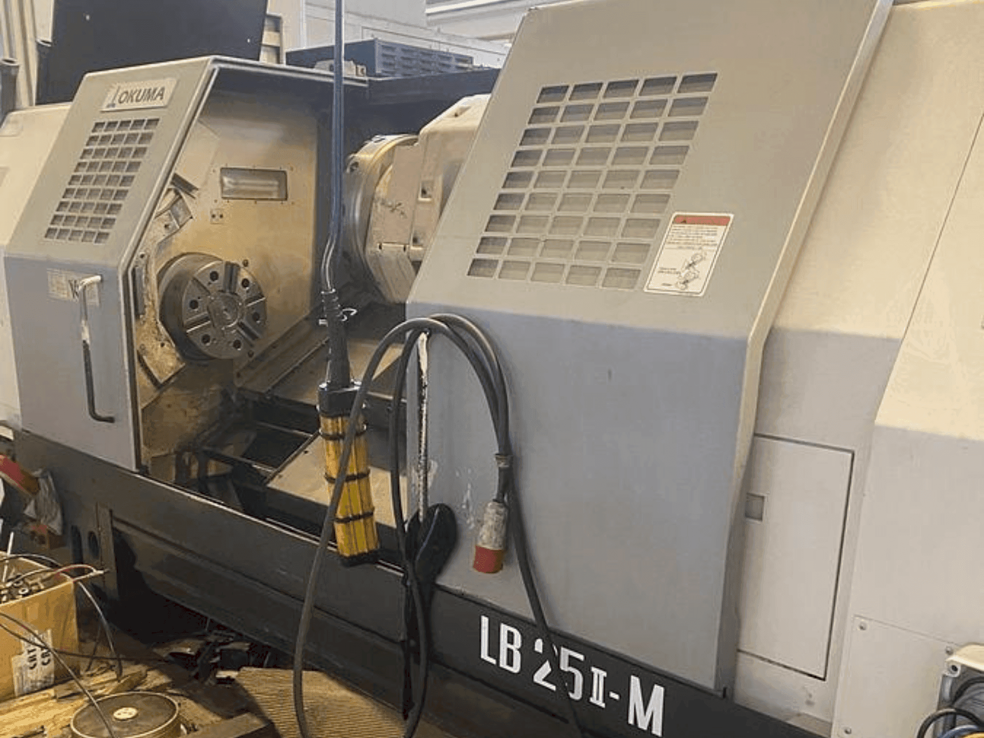 Вид станка Okuma LB 25 II-M спереди