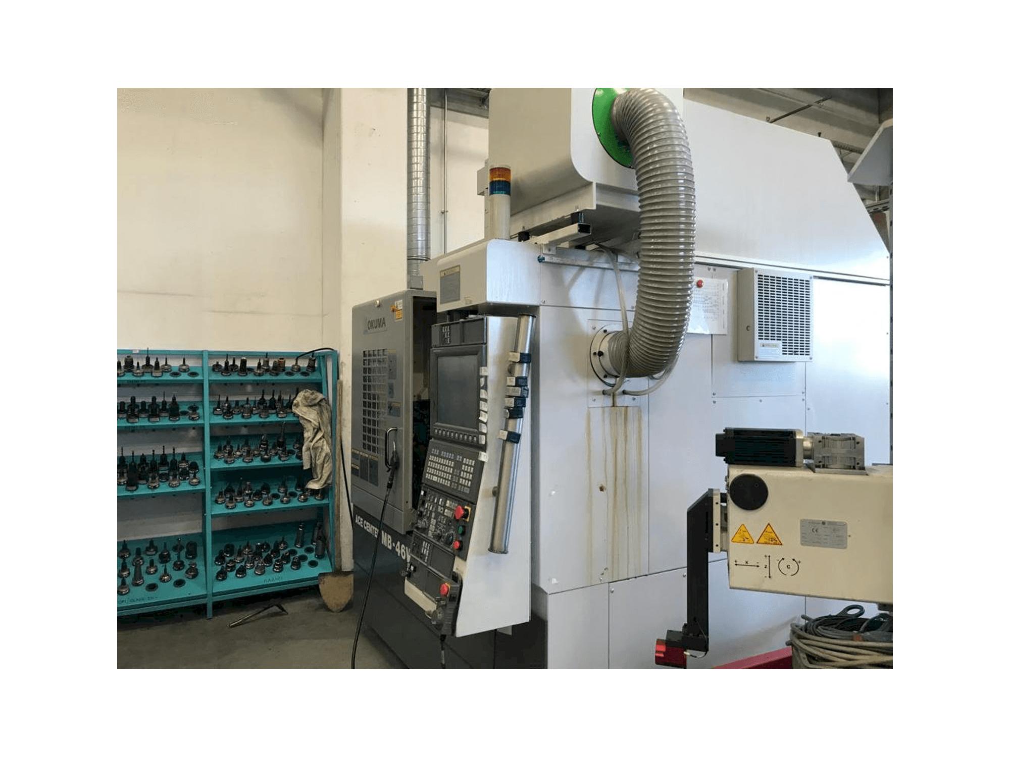 Вид станка с Okuma MB 46 VAE правой строны