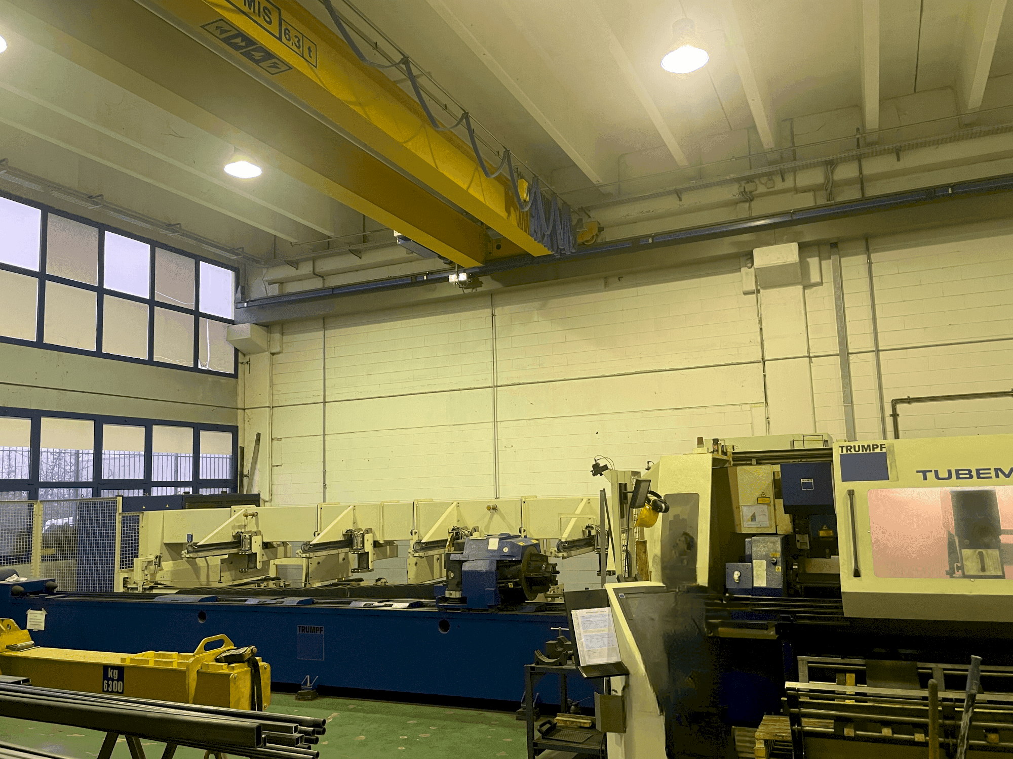 Вид станка TRUMPF TUBEMATIC 3.2 kw спереди