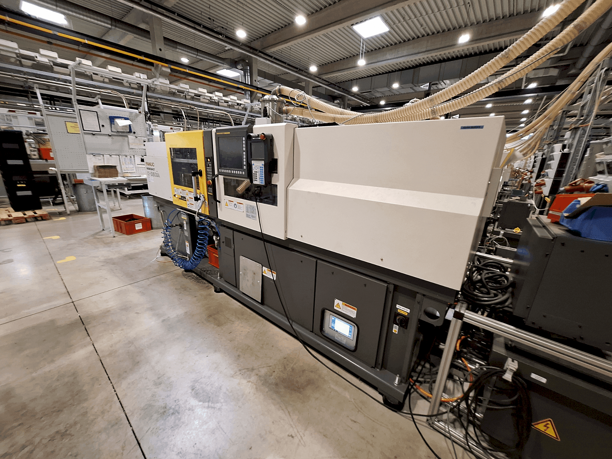 Вид станка FANUC Roboshot S50iA спереди