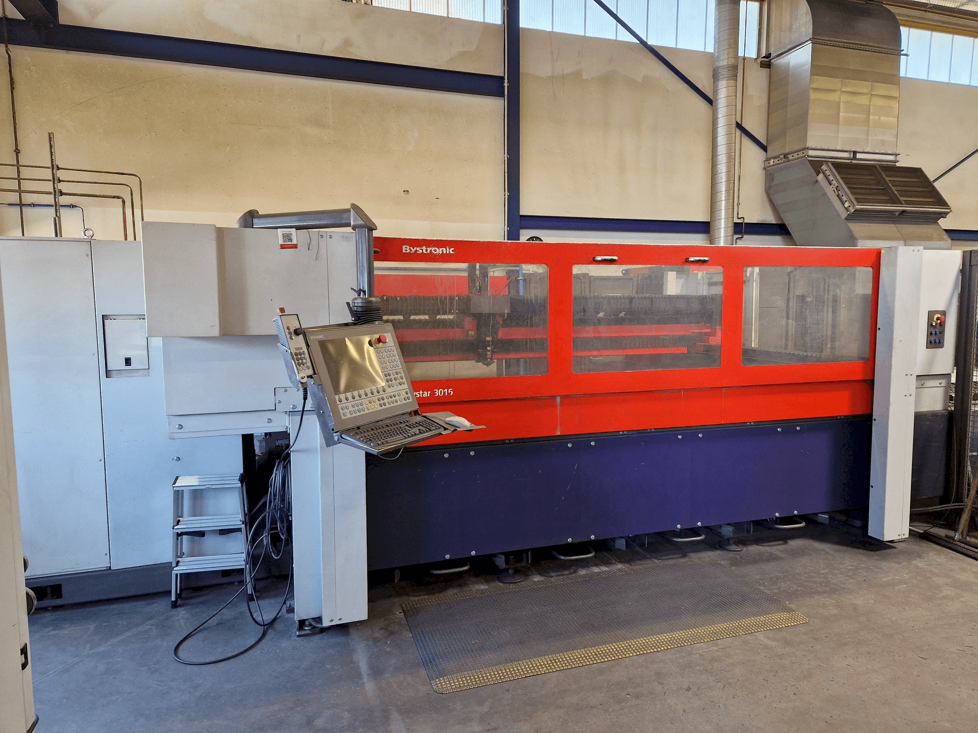 Вид станка Bystronic Bystar 3015 спереди