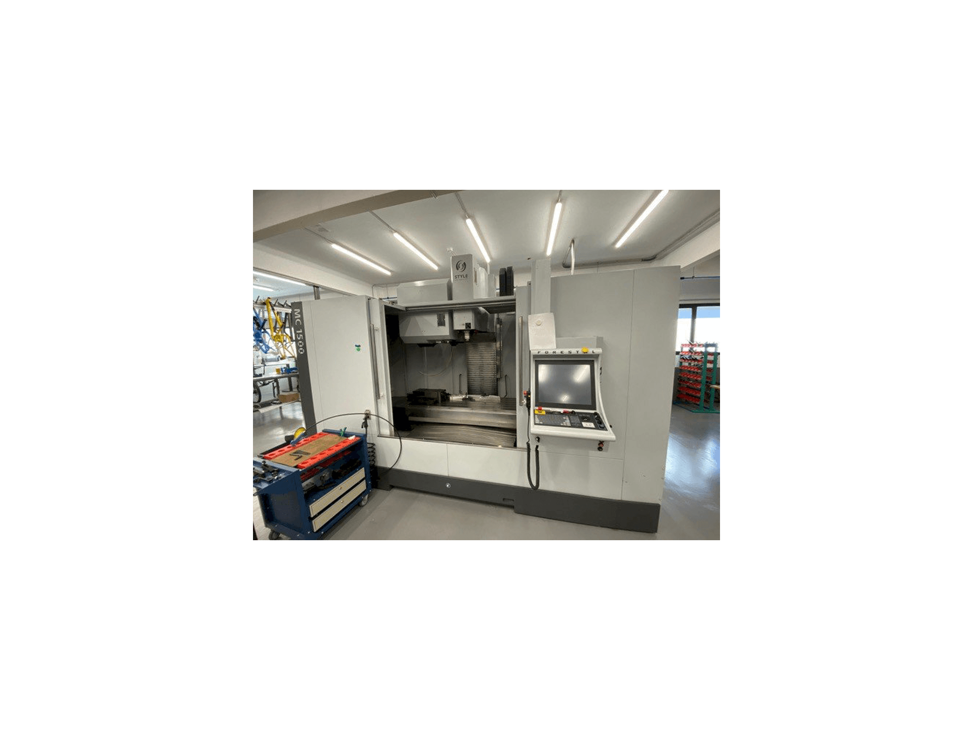 Вид станка STYLE MC 1500 спереди