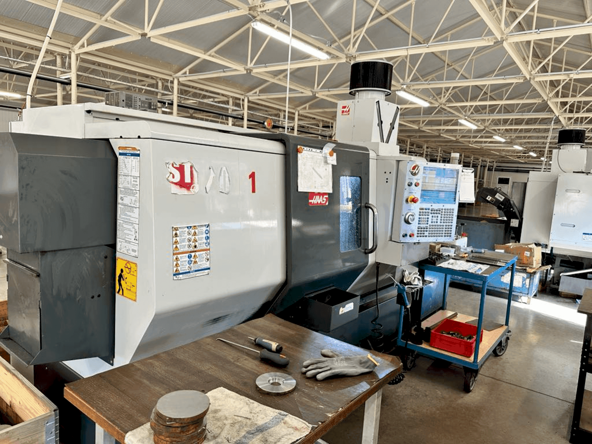Вид станка HAAS ST-20Y спереди