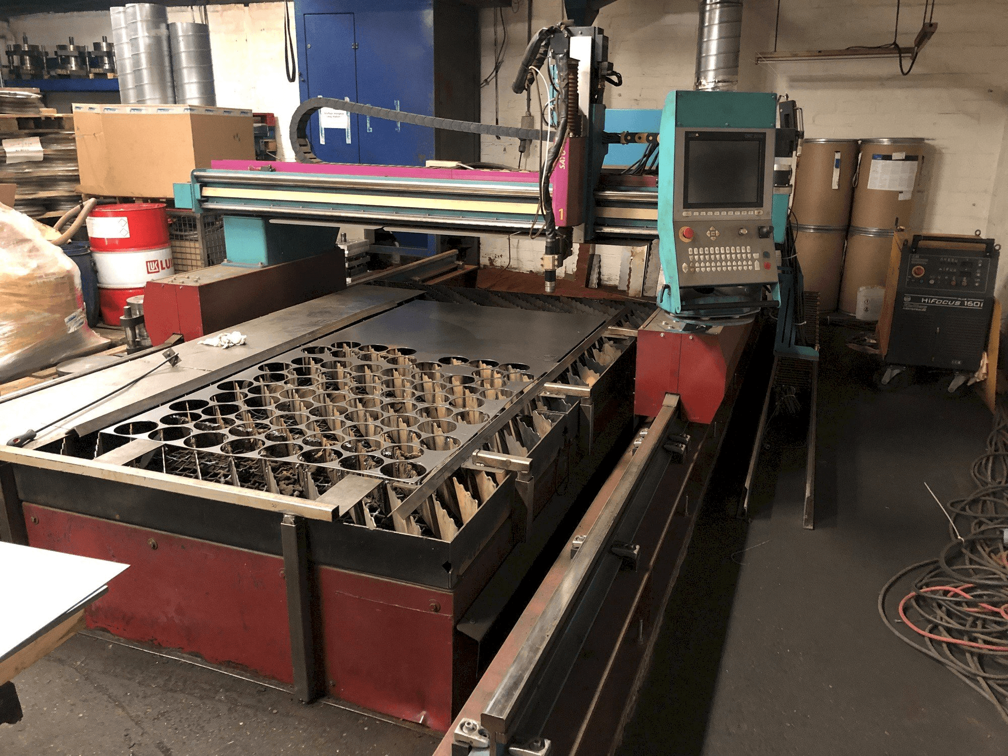 Вид станка SATO Satronik LS2000 спереди