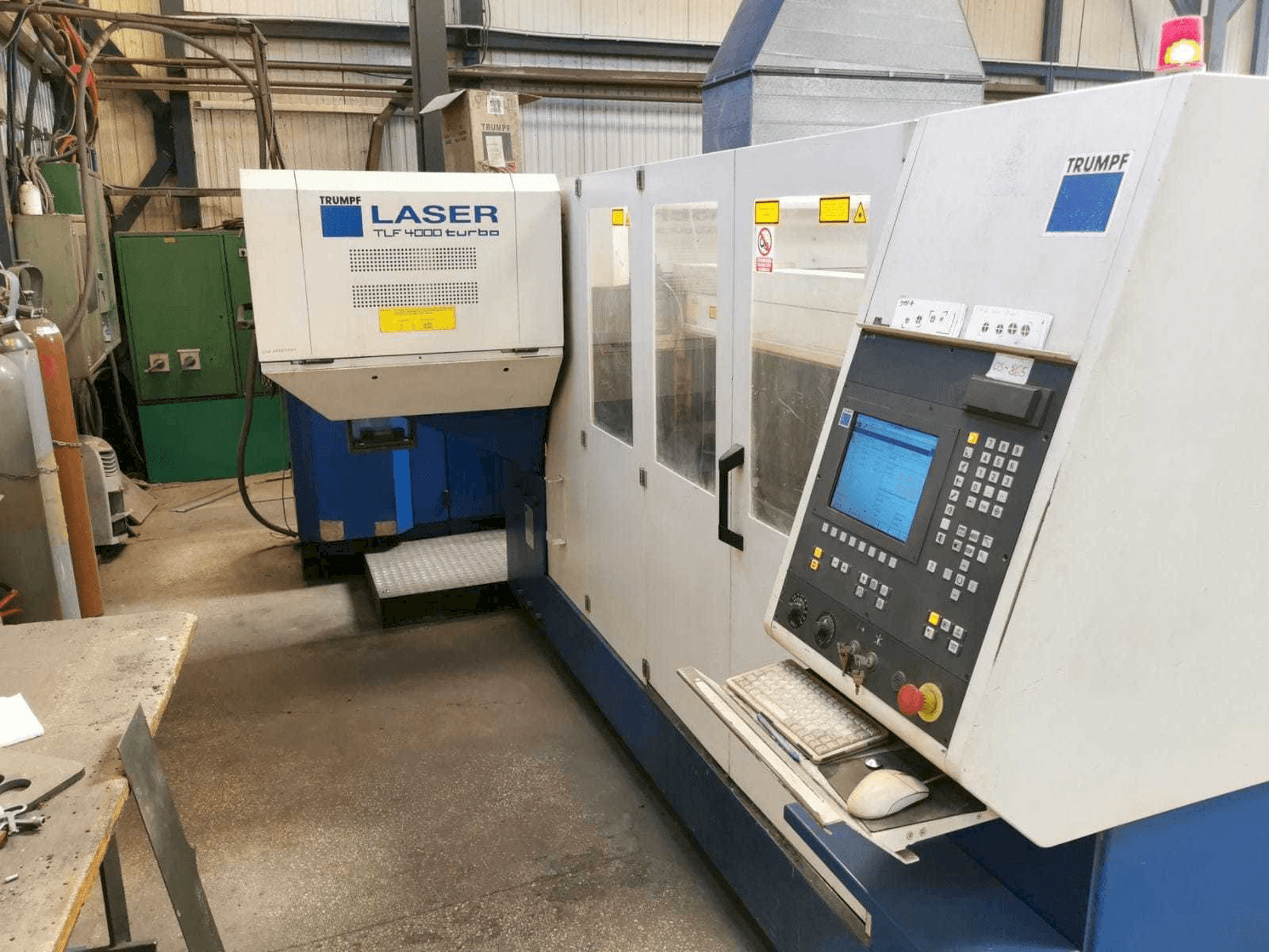 Вид станка Trumpf L4030 спереди