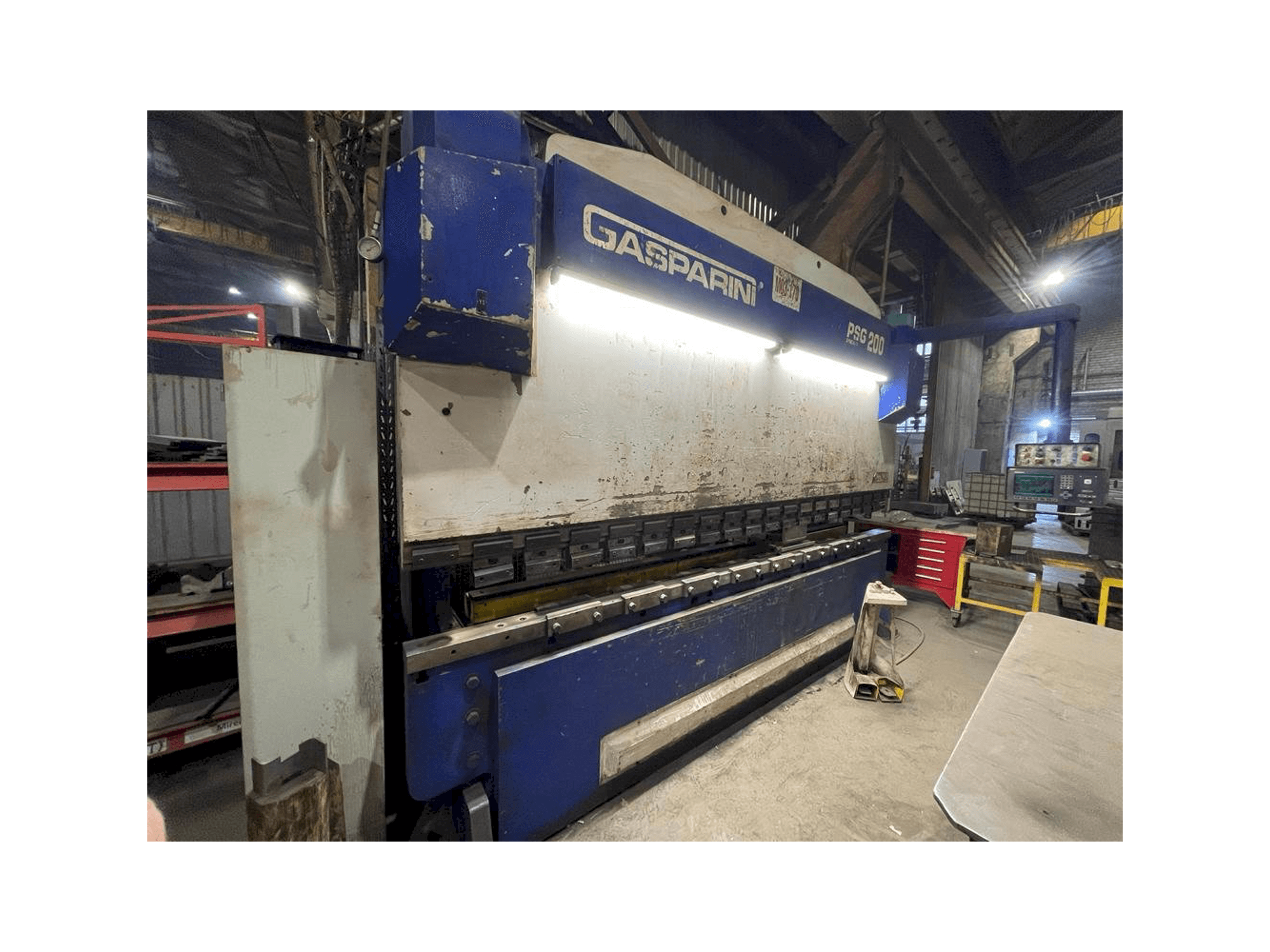 Вид станка GASPARINI PSG 200/4000 спереди