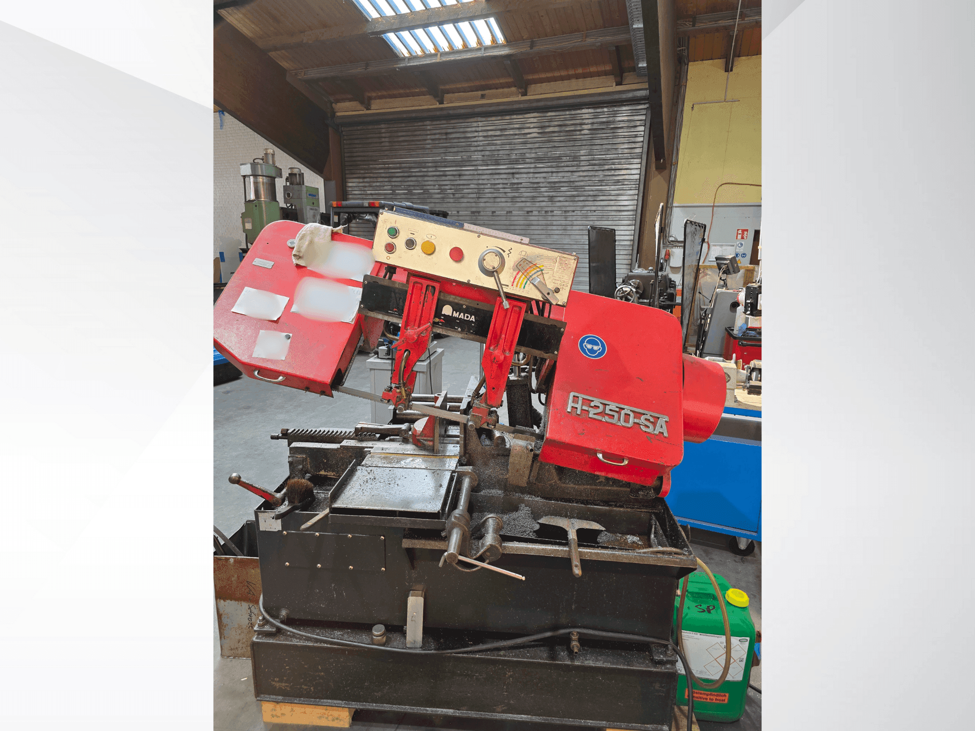 Вид станка AMADA H-250SA спереди