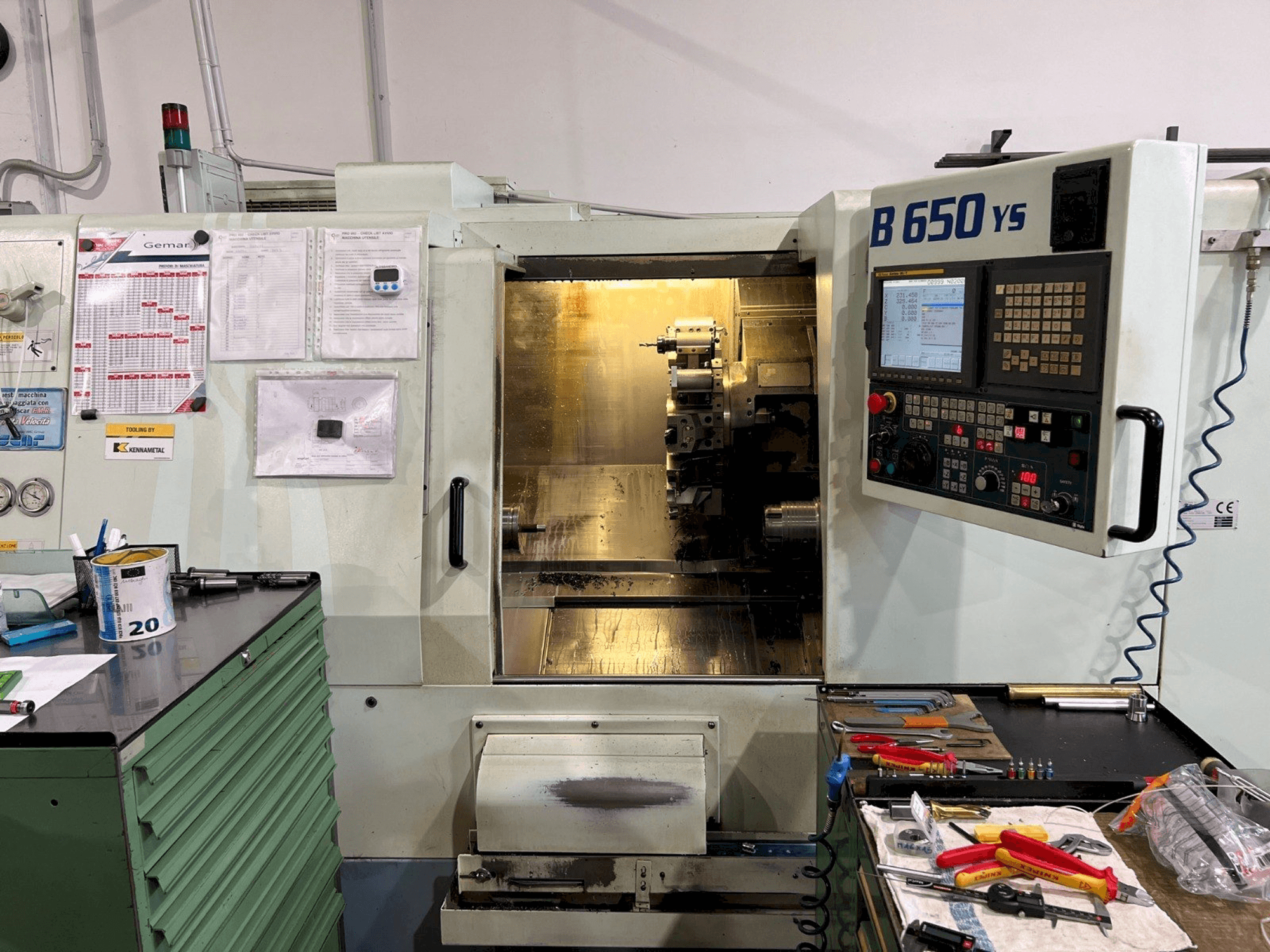 Вид станка Biglia B650 YS спереди